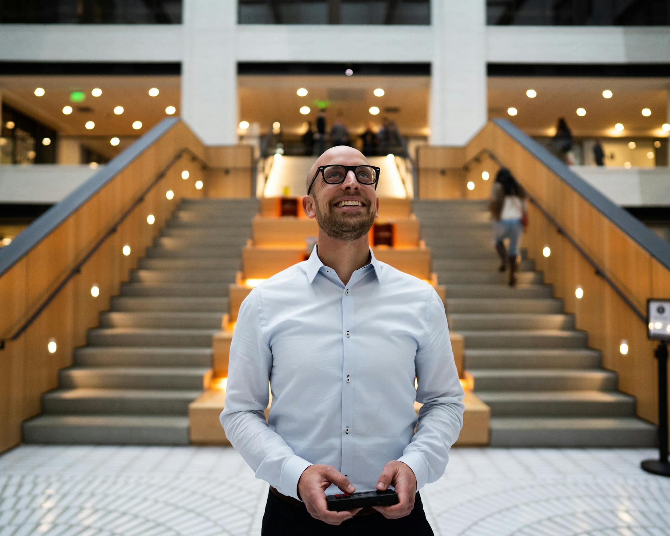 ] MARK VANCLEAVE ï mark.vancleave@startribune.com * The Musicant Group projected classic Nintendo games in the atrium of the 801 Marquette building in downtown Minneapolis as part of their programming for the space on Friday, Nov. 9, 2018.