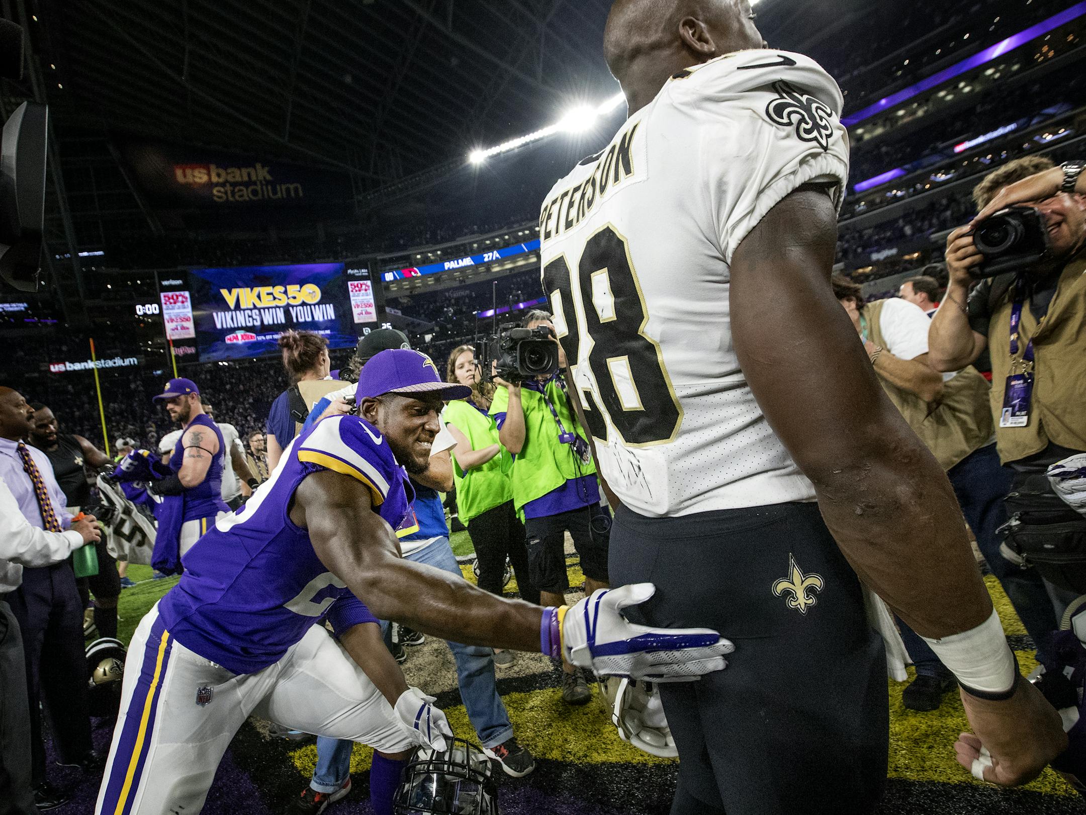 Minnesota Vikings Xavier Rhodes (29) snuck up on New Orleans running back Adrian Peterson (28) at the end of the game. ] CARLOS GONZALEZ ï cgonzalez@startribune.com - September, 2017, Eden Prairie, MN, Winter Park, Minnesota Vikings