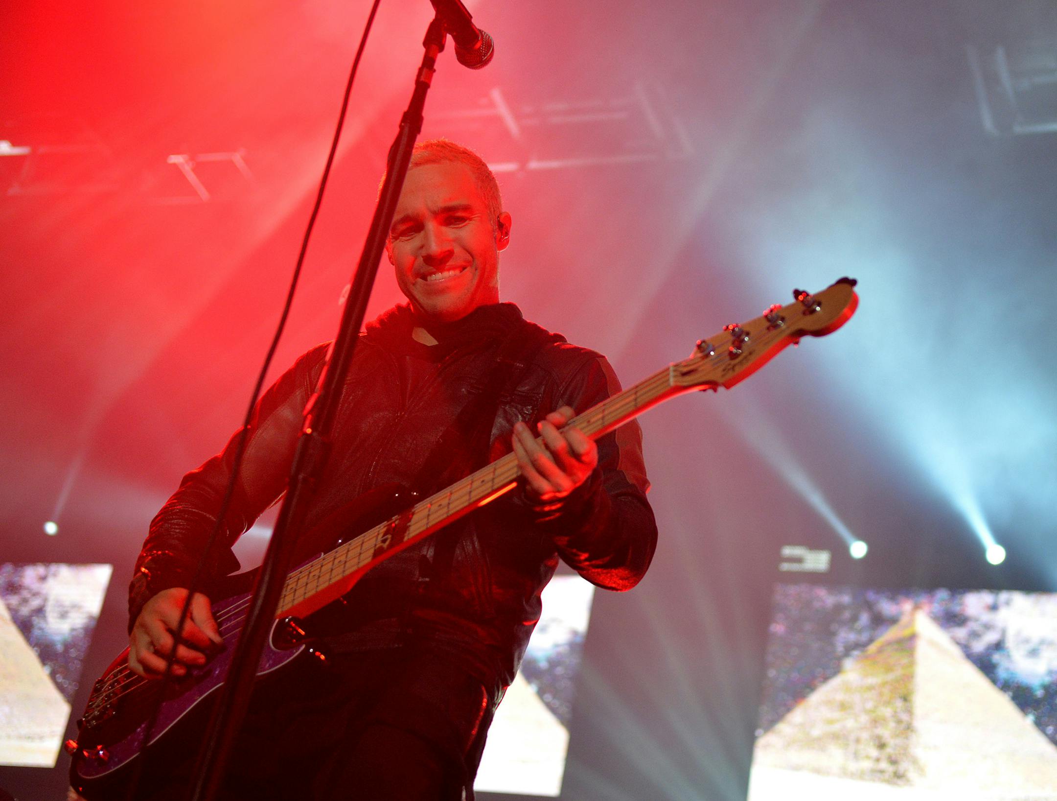Fall Out Boy bassist, Pete Wentz, closes out the Monumentour Tour after Paramore and opening band, Bad Suns, Thursday, August 28 at the Minnesota State Fair Grandstand. ] (SPECIAL TO THE STAR TRIBUNE/BRE McGEE) **Fall Out Boy, Paramore, Bad Suns, Pete Wentz (Fall Out Boy bassist)