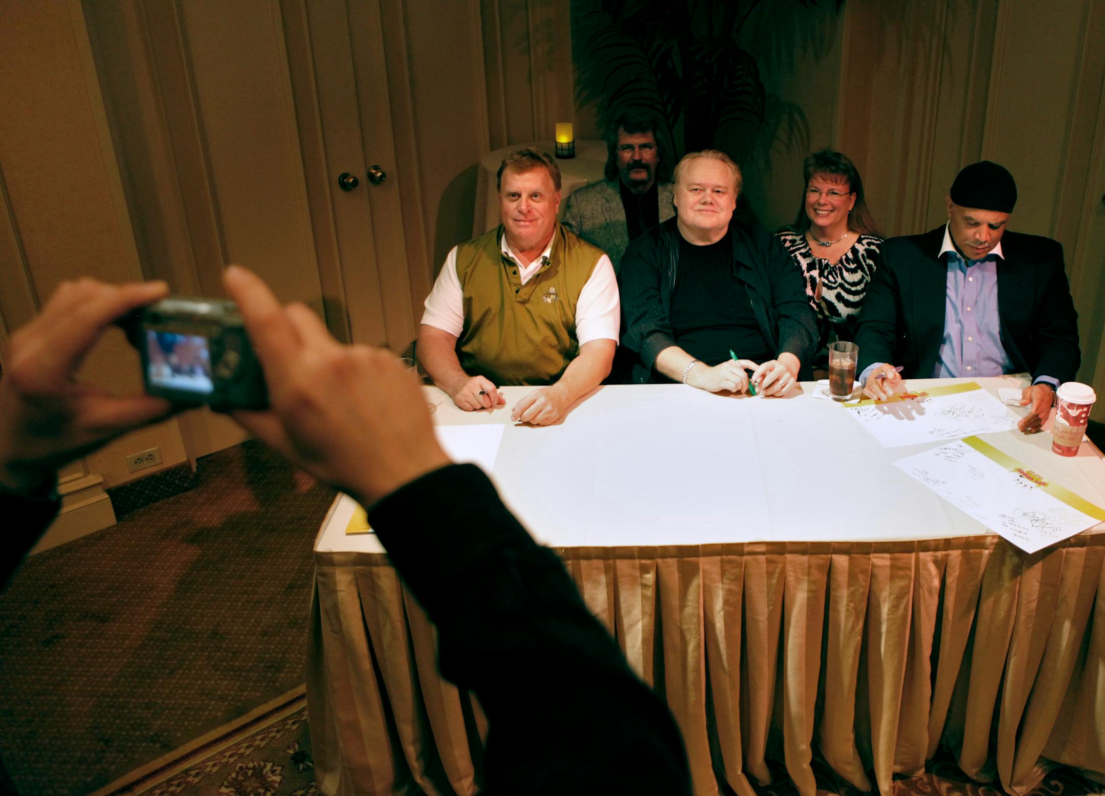 Anderson posed with KQRS morning host Tom Barnard, left, during a KQ Listener Party in Vegas in 2009.