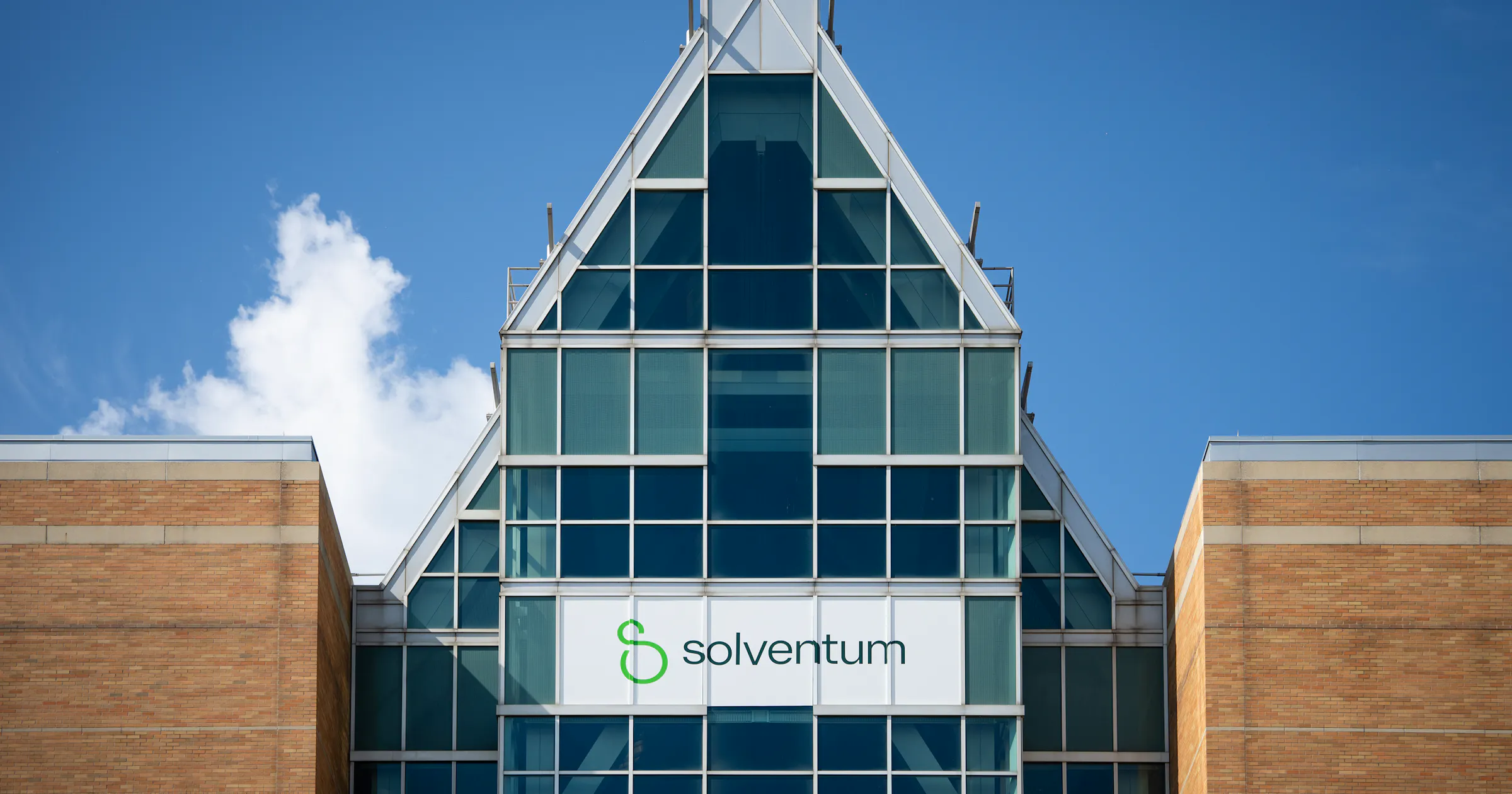 Activist investor builds stake in 3M spinoff Solventum, seeks changes to deliver growth Activist investor builds stake in 3M spinoff Solventum, seeks changes to deliver growth