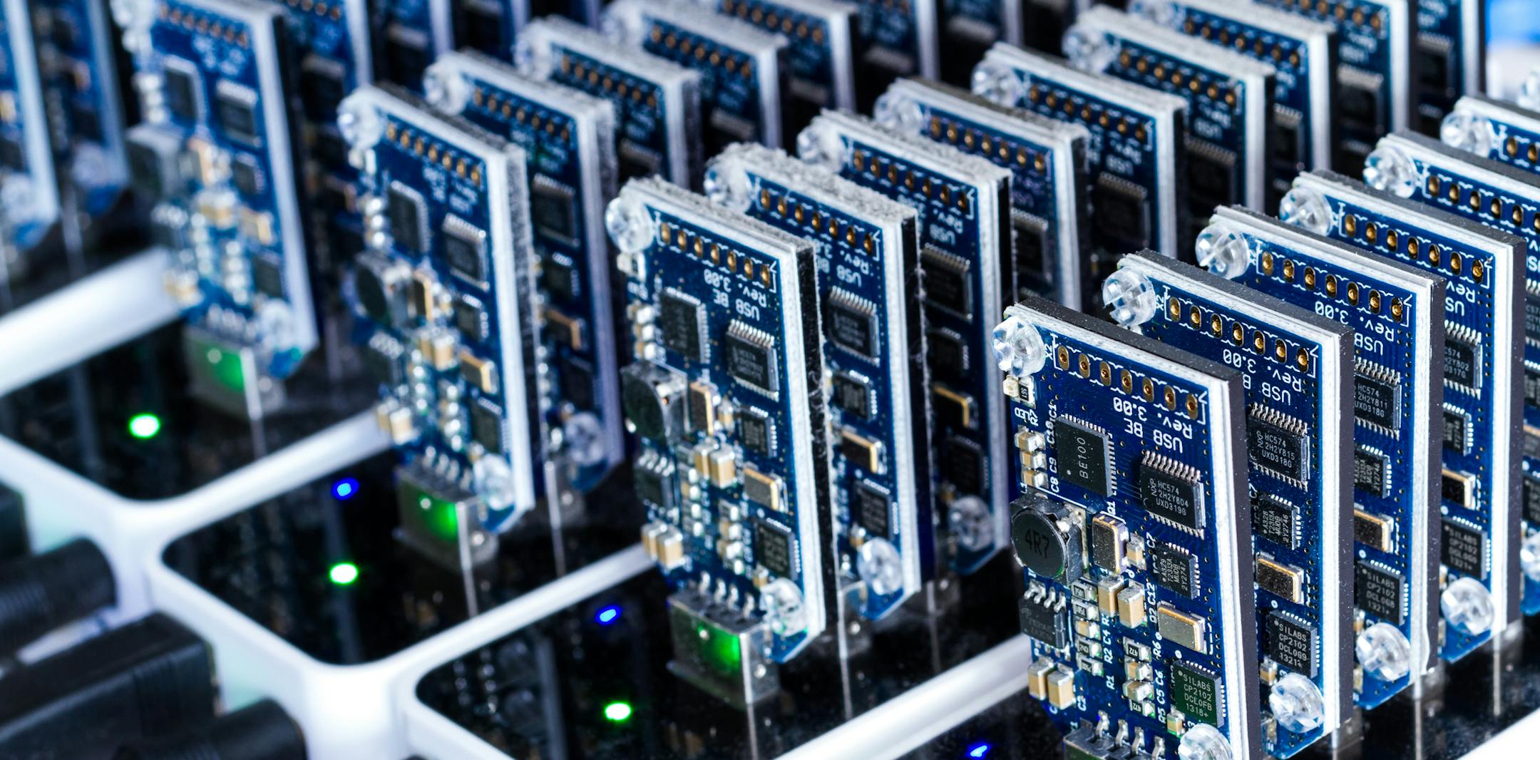 Many tech-savvy entrepreneurs "mine" cryptocurrency, receiving "coins" as a reward for lending computing power to help construct the underlying infrastructure of the cryptocurrency itself. (Dreamstime/TNS) ORG XMIT: 1222581