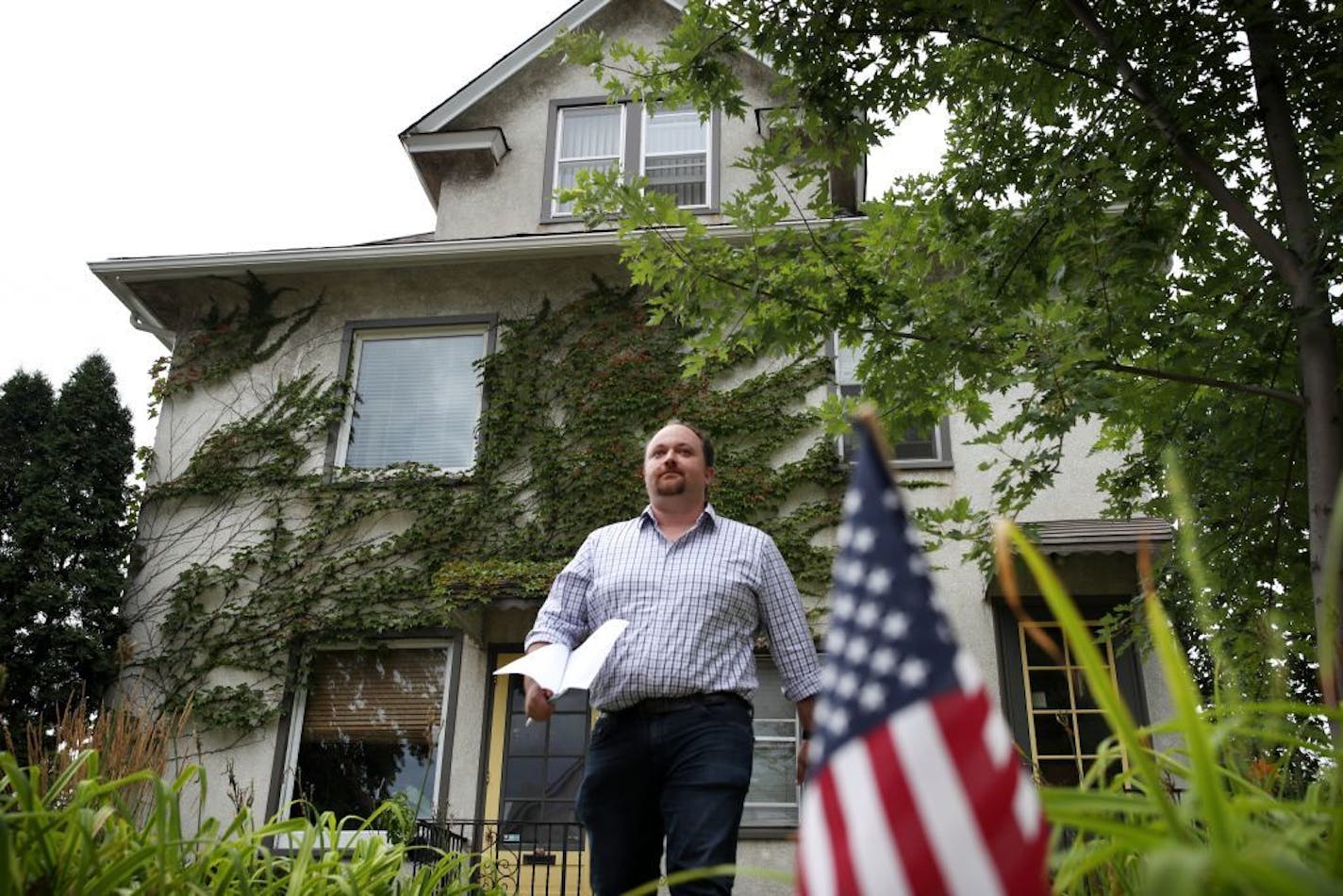 Third ward City Council candidate Steve Fletcher knock on doors in northeast Sunday August 13, 2017 in Minneapolis, MN.