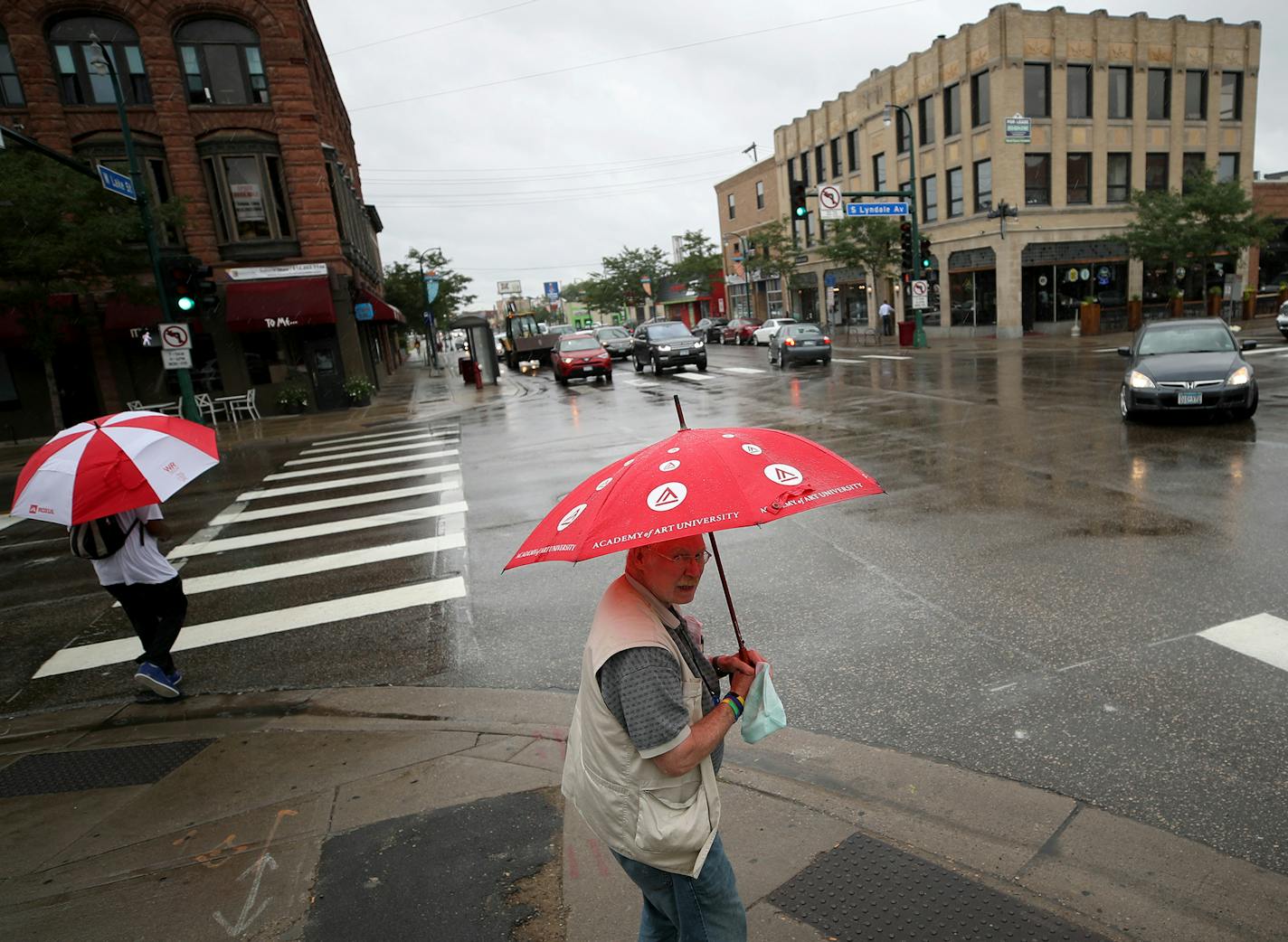 Street scene at the intersection of Lyndale and Lake Street Thursday July 19, 2018 in Minneapolis , MN. ] JERRY HOLT &#xef; jerry.holt@startribune.com