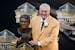 Former Vikings center Mick Tingelhoff was inducted into the NFL Hall of Fame on Saturday night in Canton Ohio. His presenter was former quarterback Fr
