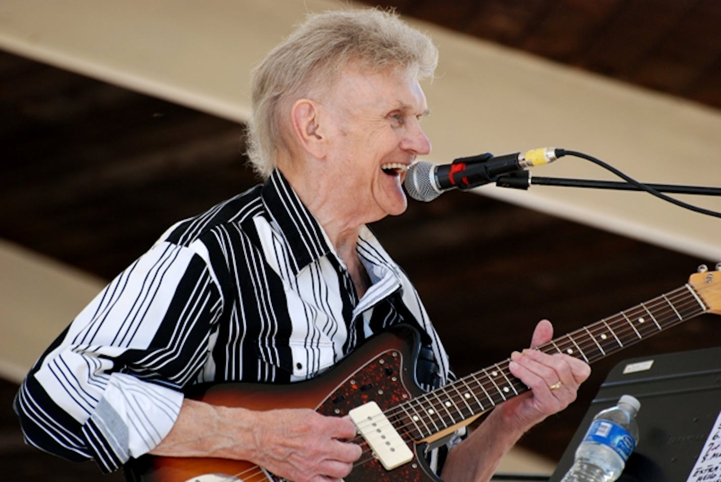 Jim Sundquist performed in 2011 with his Fendermen at the Rock Bend Folk Festival in St. Peter, Minn. (Photo by Bill Keefe)