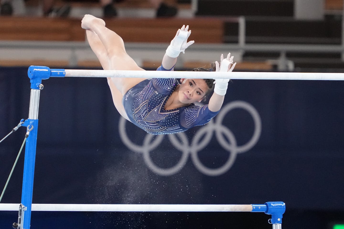 Suni Lee wins bronze in bars despite rare mistakes, adding to gold