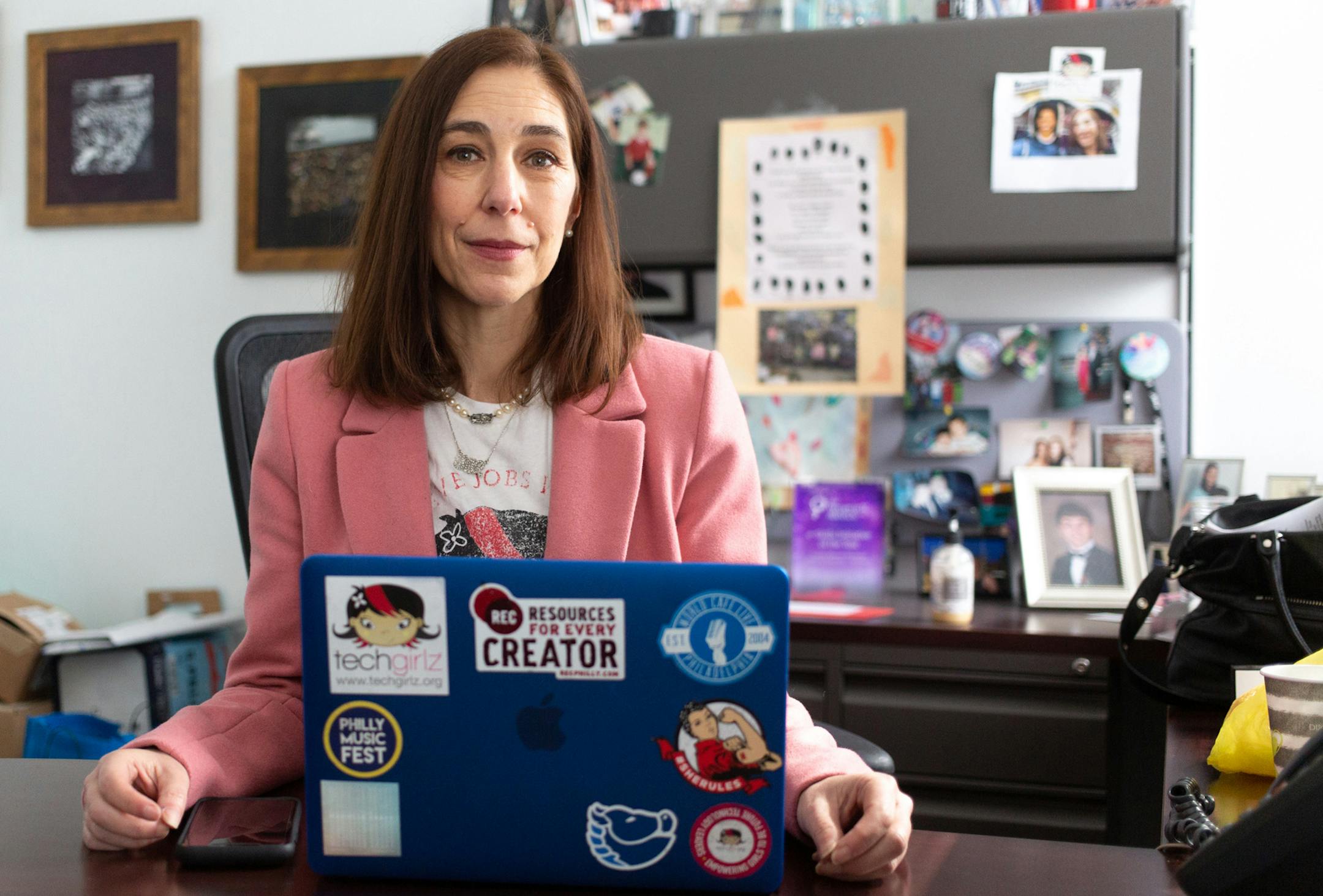 Tracey Welson-Rossman, founder of TechGirlz, which aims to bring technology education to middle school girls in order to inspire their career choices. (Margo Reed/Philadelphia Inquirer/TNS)