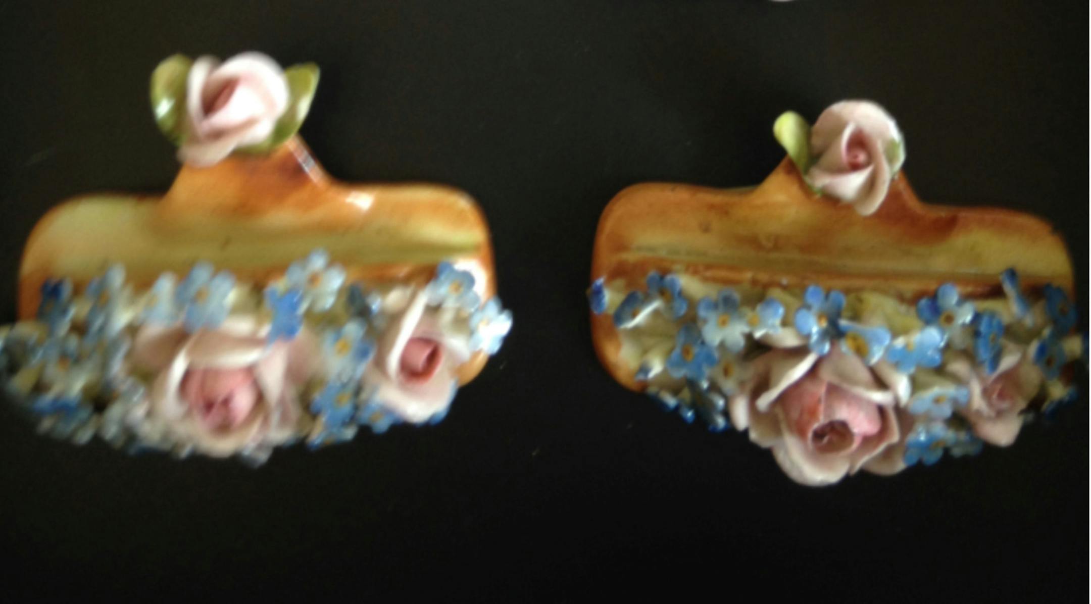 These place card holders are pretty, but perhaps too commonly found to be valuable.