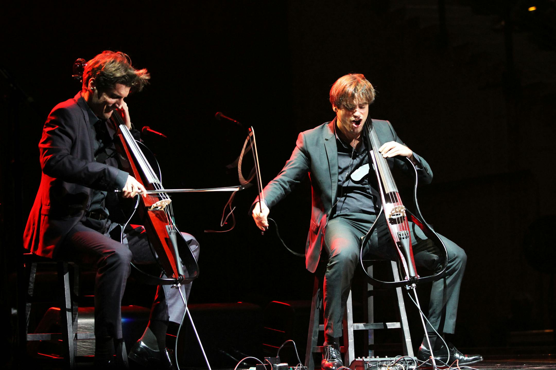 2Cellos