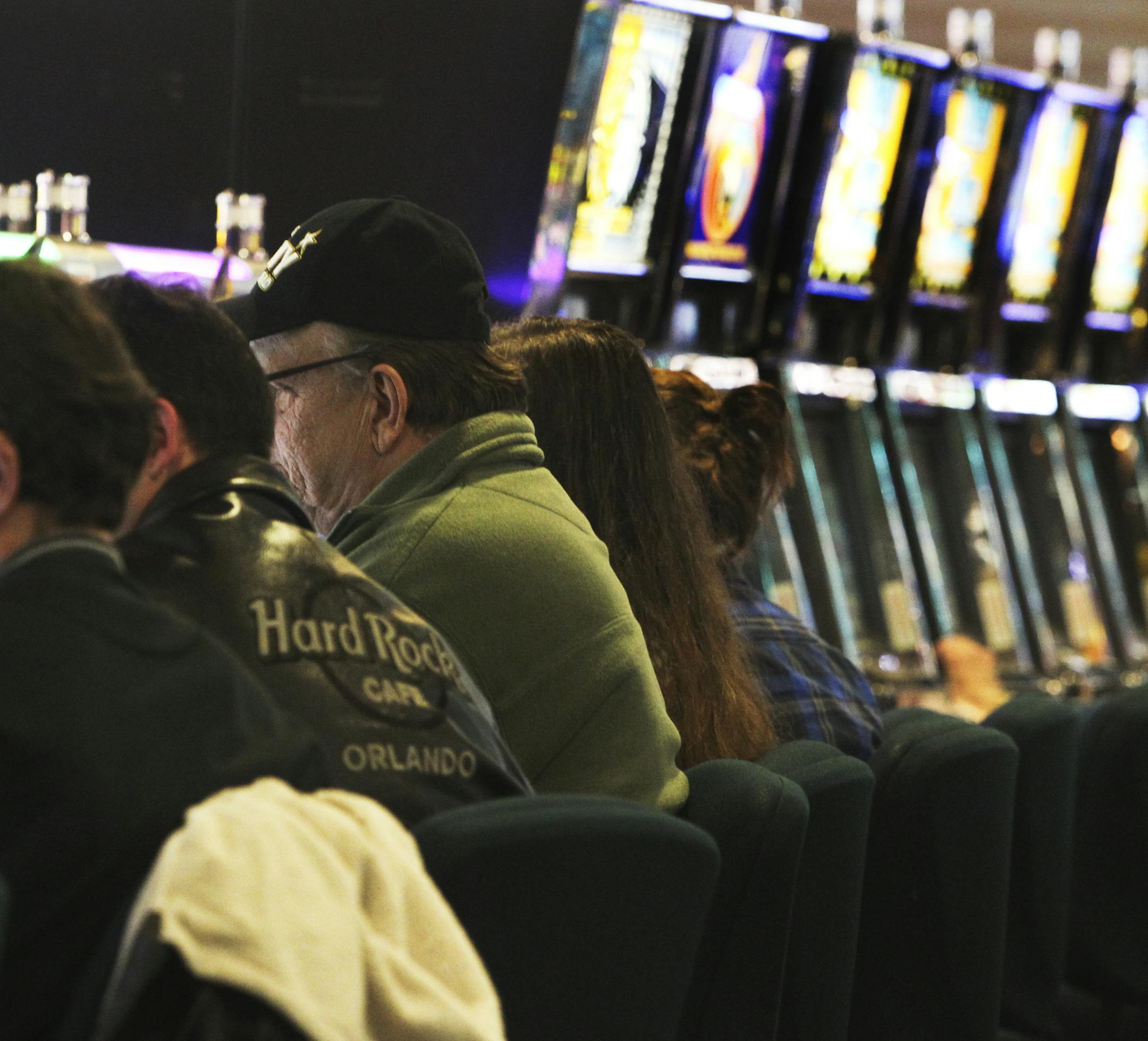 Slot players at Fond du Luth Casino Tuesday, Jan. 31, 2012, in Duluth, MN.] DAVID JOLES*djoles@startribune.com - A controversy has been brewing between the Fond du Lac Band of the Lake Superior Chippewa and the city of Duluth over the Fond du Luth Casino. After shelling out $80 million dollars to the city of Duluth over the past 25 years, a federal judge ruled that the tribe does not need to renegotiate a new contract, ending future payments to the city.