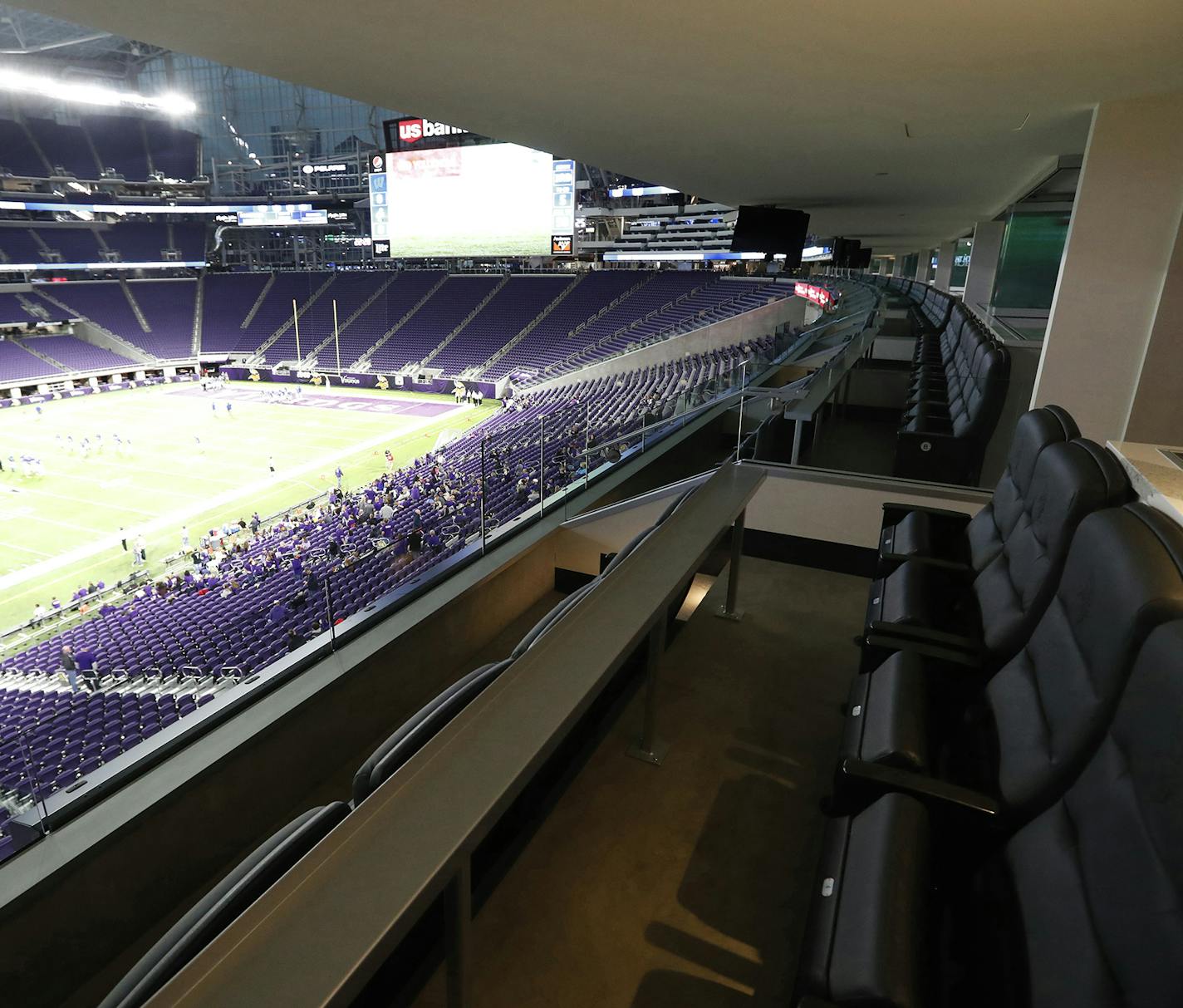 Two lower-level suites at U.S. Bank Stadium that are controlled by the Minnesota Sports Facilities Authority were the subject of a legislative auditor&#x2019;s report and hearings at the State Capitol on Tuesday.