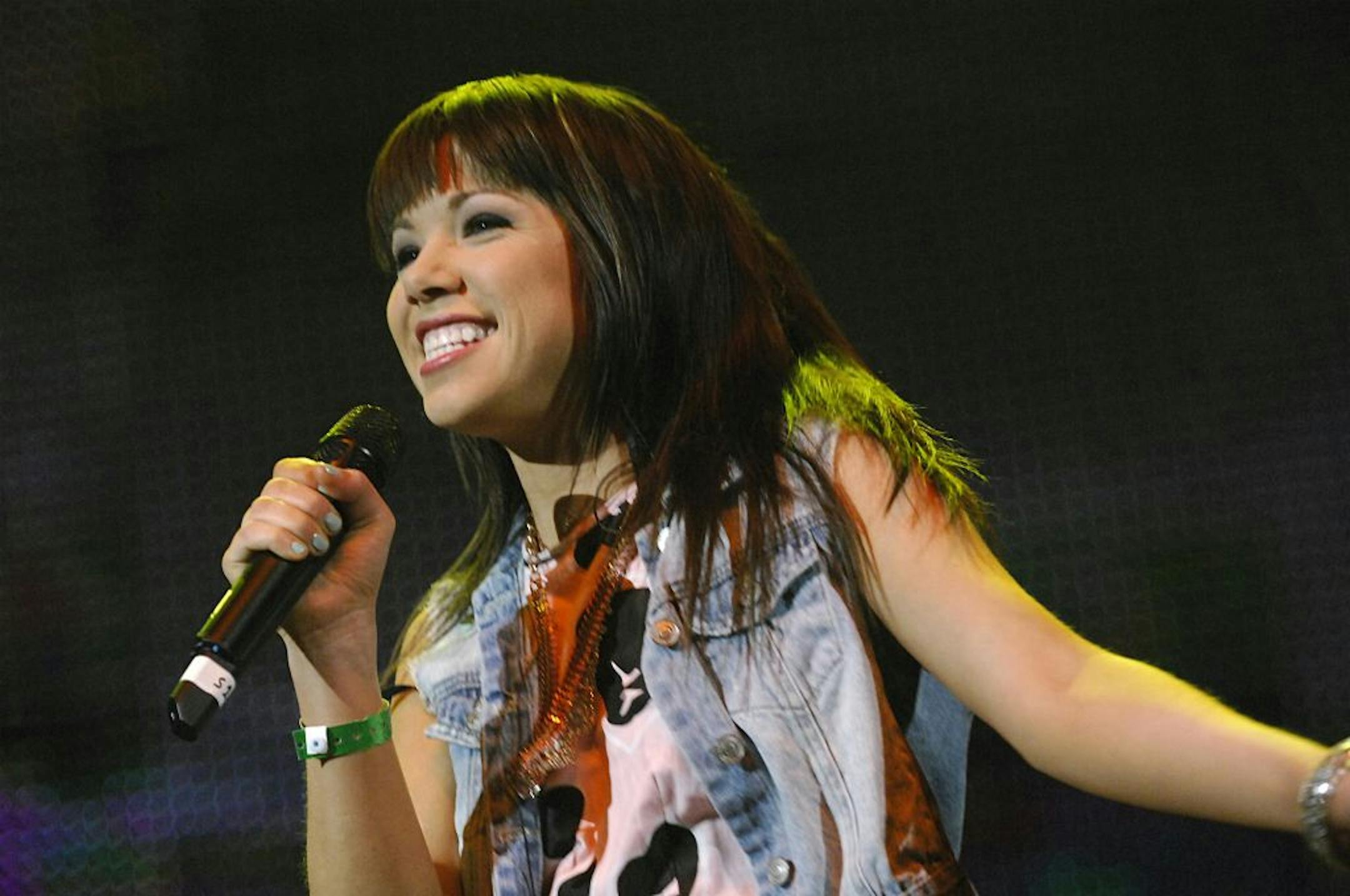Carly Rae Jepsen performs during the 103.5 KISS FM Fantabuloso concert at the Allstate Arena in Rosemont, Illinois, on May 18, 2012.