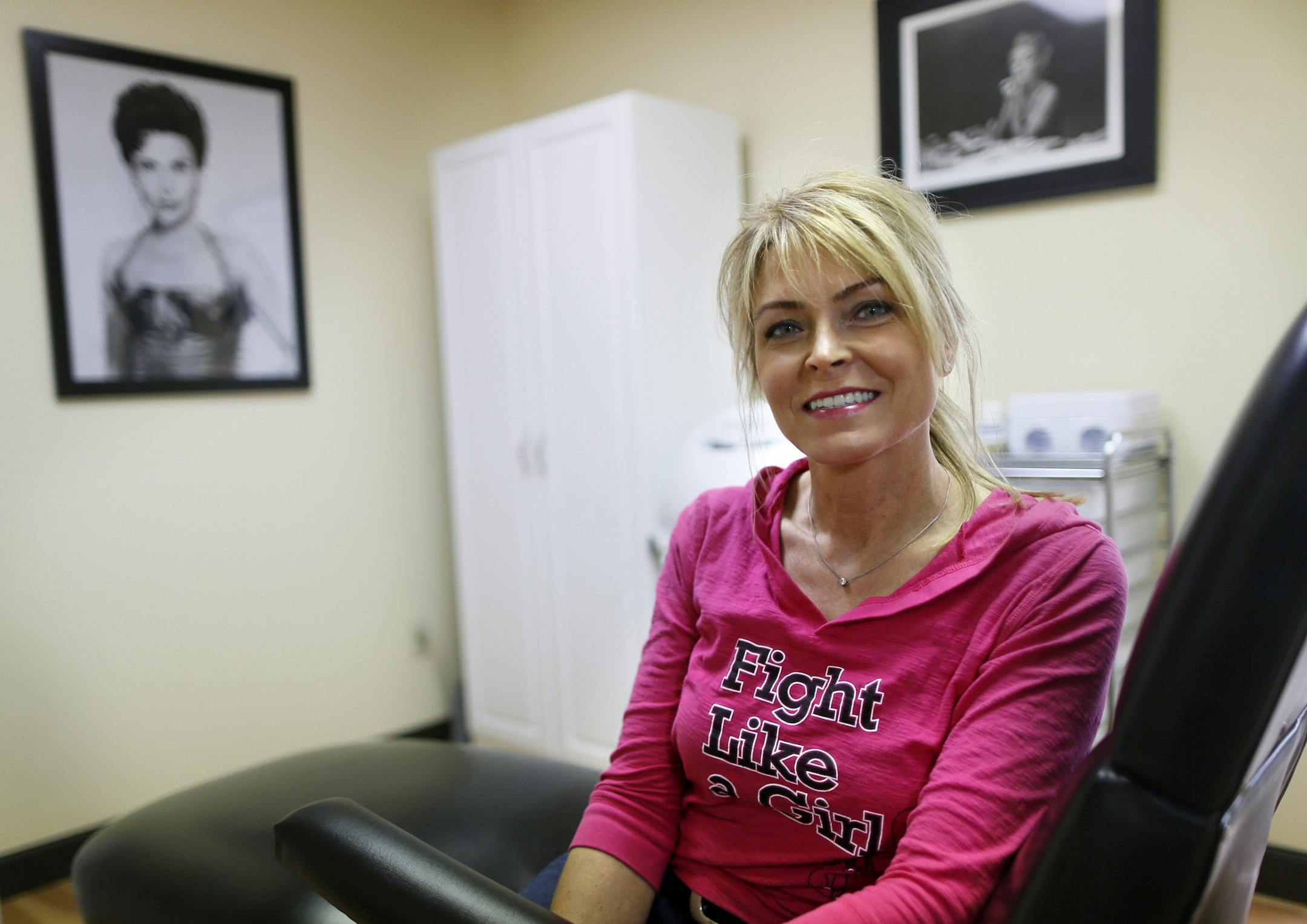 Susan Prince is a tattoo artist who usually does permanent make up. For years, she's been quietly donating her time to give free nipple tattoos to women who have had breast cancer and have undergone reconstrucitve surgery. ] BRIAN PETERSON ‚Ä¢ brianp@startribune.com Shakopee, MN - 10/21//2013