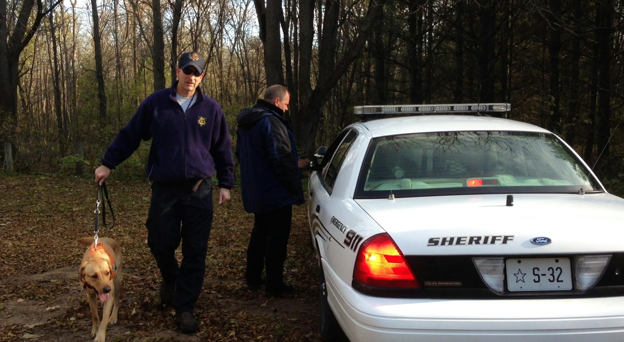 At the Mississippi River County Park just outside of Sartell where the body of Mandy Metula was found, Stearns County sheriff officers conducted a post-crime scene exercise.]richard tsong-taatarii/rtsong-taataarii@startribune.com
