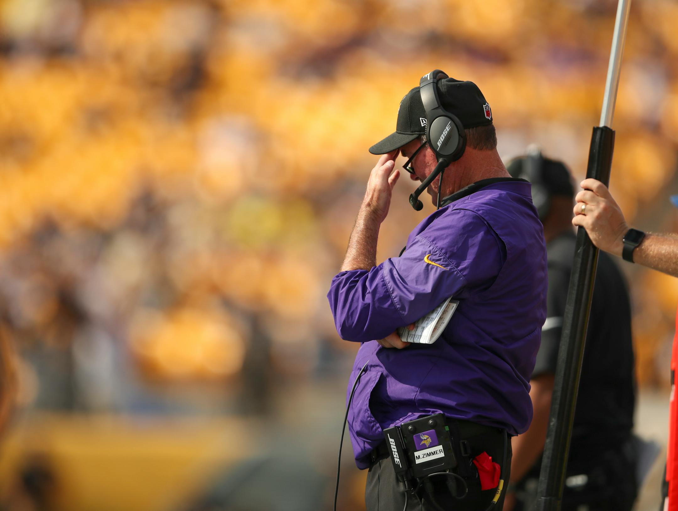 Vikings coach Mike Zimmer on the sidelines late in the fourth quarter.
