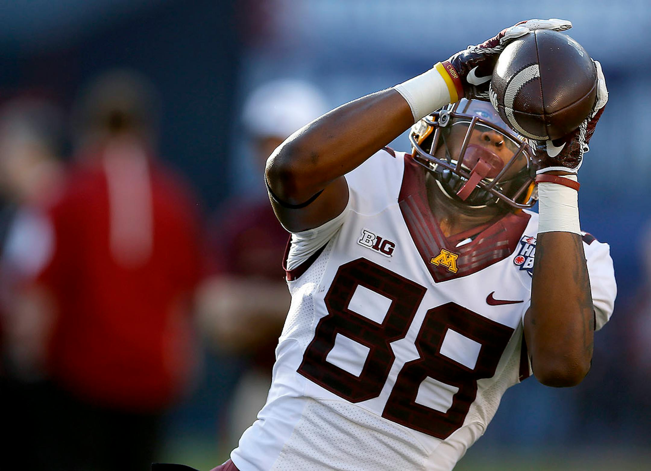 Minnesota's wide receiver Rashad Still warmed up on the field before taking on Washington State at Qualcomm Stadium for the San Diego Holiday Bowl, Tuesday, December 27, 2016 in San Diego, CA.
