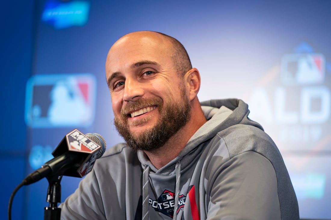 Twins manager Rocco Baldelli leaves game early for birth of first child