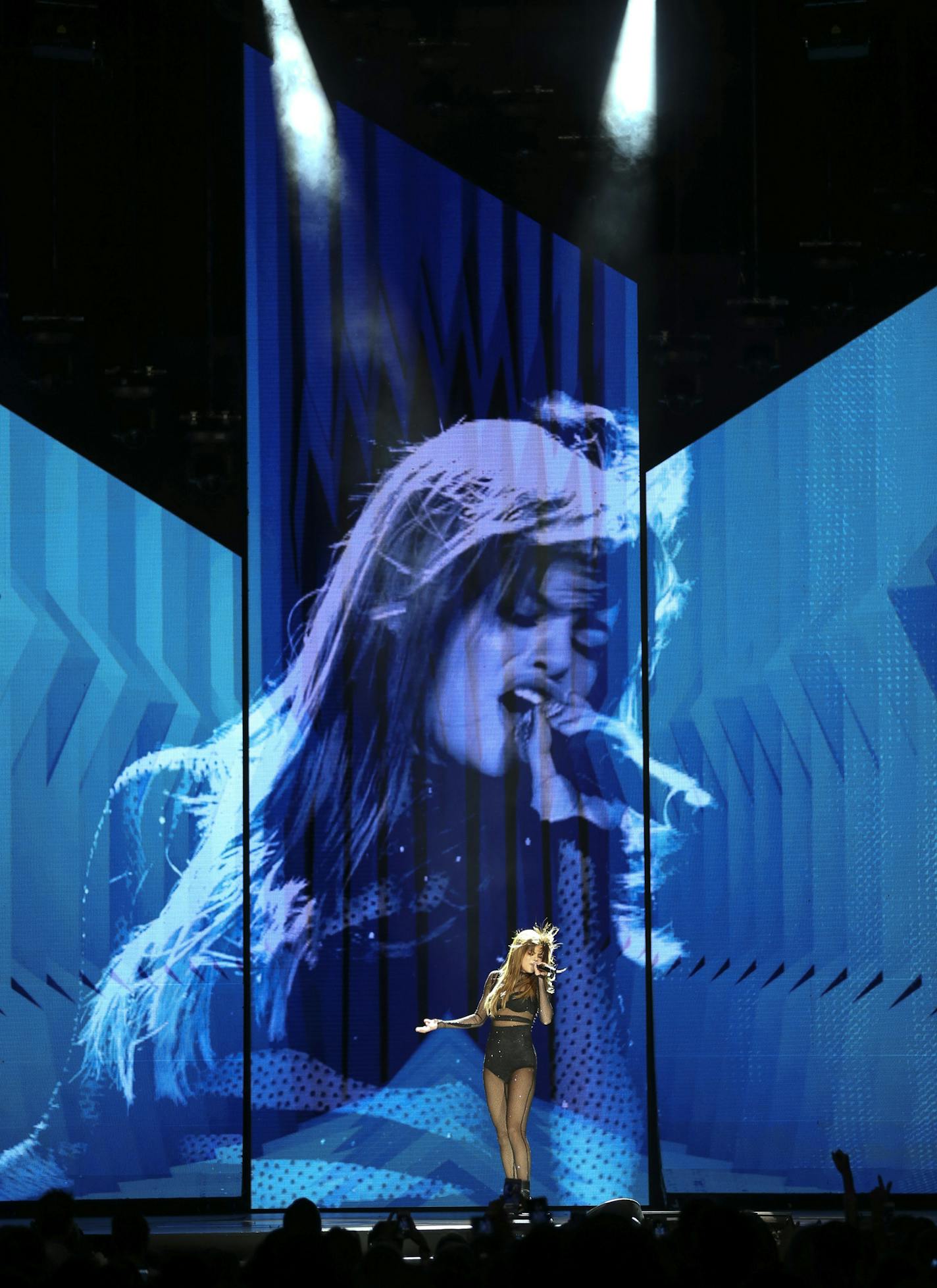 Selena Gomez early in her performance at Xcel Energy Center in St. Paul Tuesday night. ] JEFF WHEELER &#xef; jeff.wheeler@startribune.com Selena Gomez performed at Xcel Energy Center in St. Paul Tuesday night, June 29, 2016 during a stop on her Revival Tour.