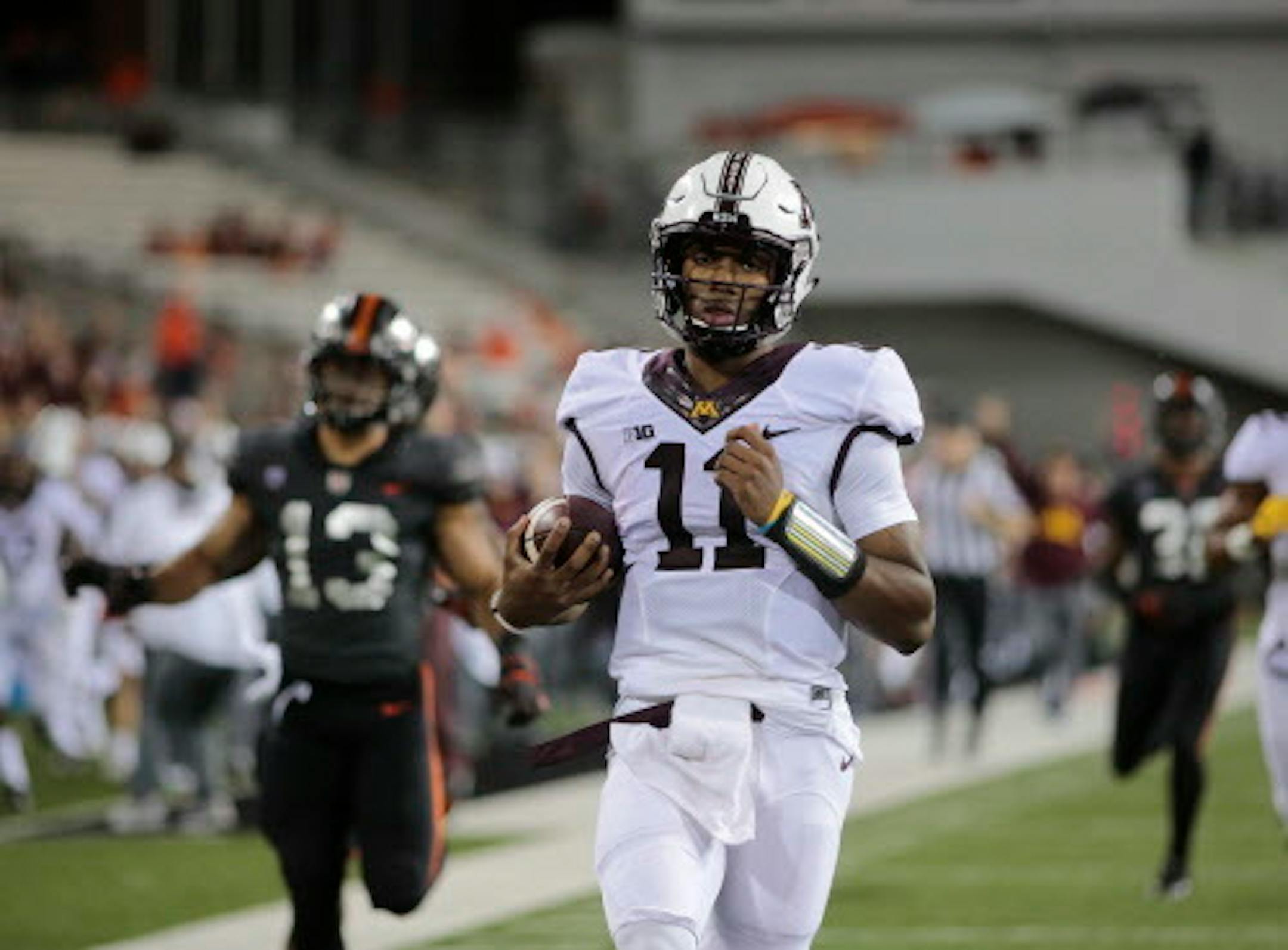 Minnesota quarterback Demry Croft during an NCAA college football game, in Corvallis, Ore., Saturday, Sept. 9, 2017. (AP Photo/Timothy J. Gonzalez)