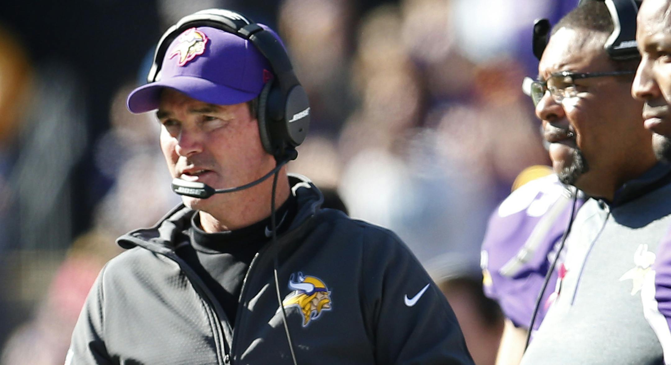 Minnesota Vikings head coach Mike Zimmer in the fourth quarter. Detroit beat Minnesota by a final score of 17-3. ] CARLOS GONZALEZ cgonzalez@startribune.com - October 12, 2014 , Minneapolis, Minn., NFL, TCF Bank Stadium, Minnesota Vikings vs. Detroit Lions