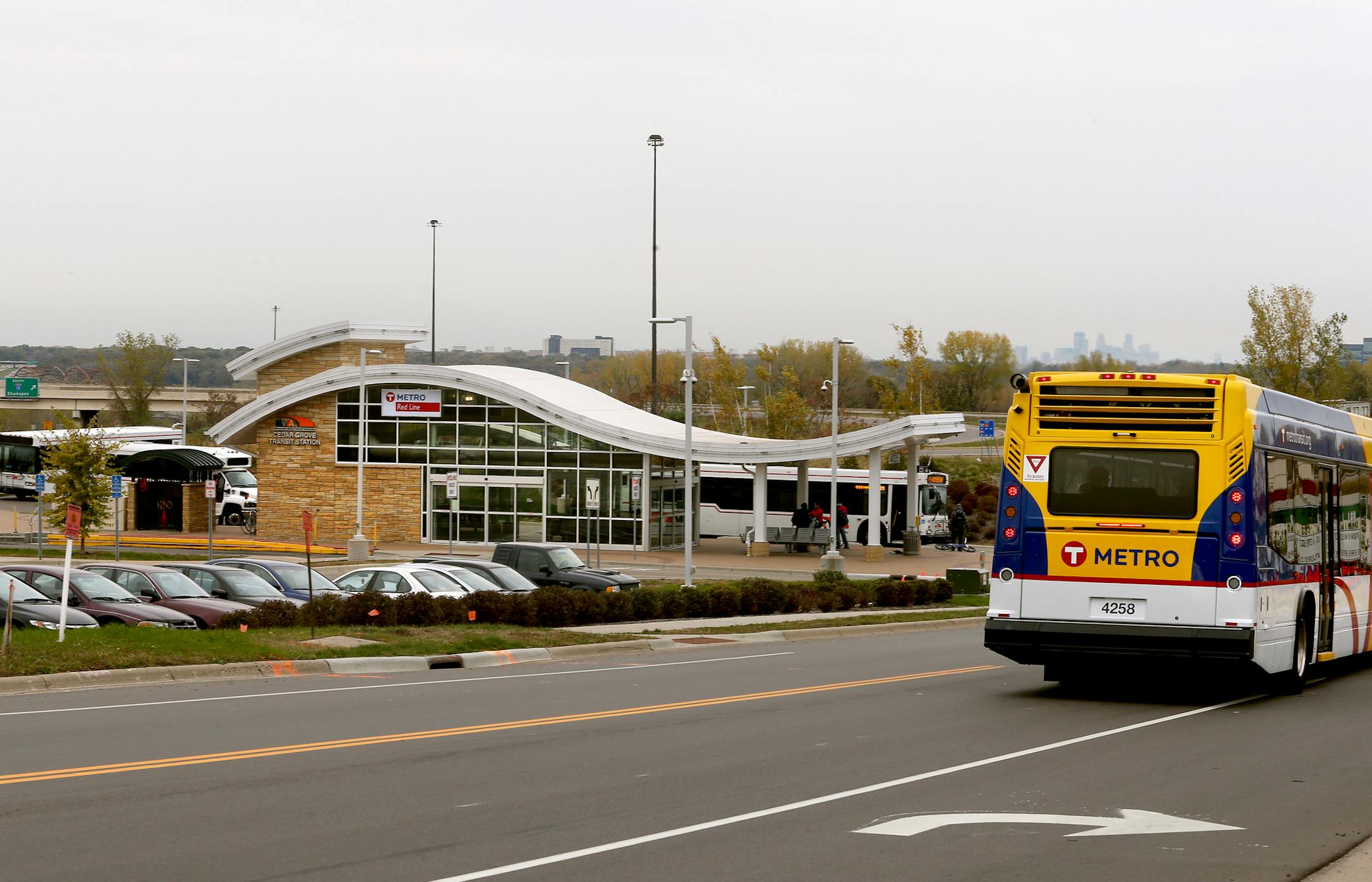 Cedar Grove Transit Station at 4035 Nicols Road in Eagan, MN on October 29, 2013. ] JOELKOYAMA&#x201a;&#xc4;&#xa2;joel koyama@startribune The Red Line buses come to the station about every 10 minutes. We want a photo showing the station and it's surroundings.The story is about how hard it is to get to the station and how officials are trying to figure out a way to fix that.