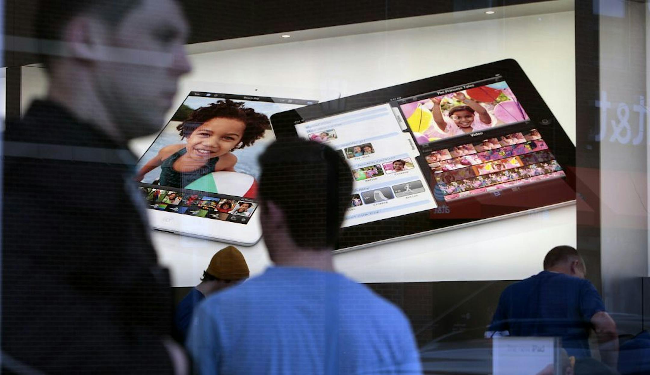 A steady stream of shoppers came to the Apple Retail Store in Uptown Friday, many in search of the newly released iPad, now in its third-generation. Priced starting at $499, the new iPad has a higher-resolution screen and faster networking capabilities than its predecessor, which has dominated the market to date.