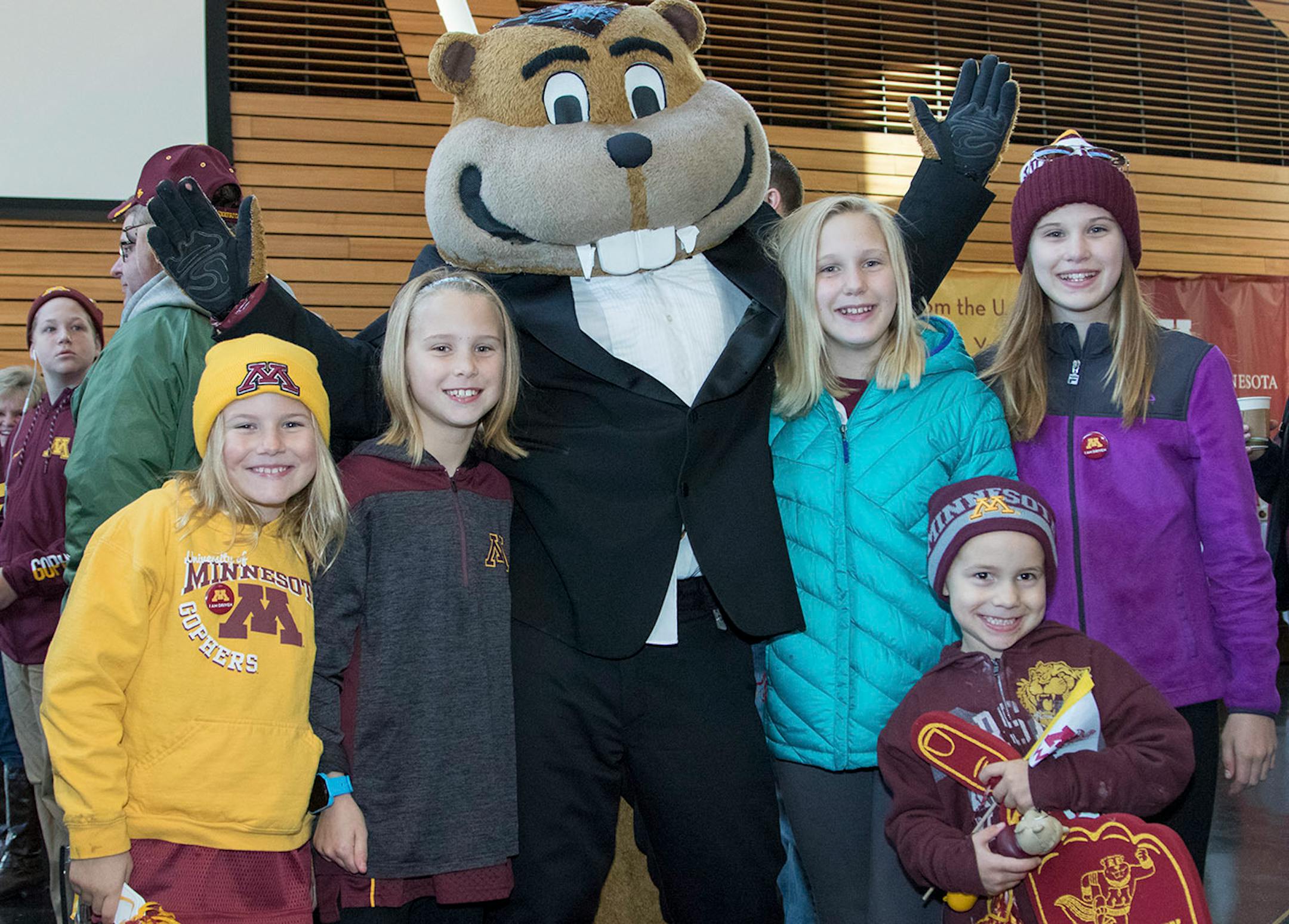 Halloween Goldy and Addison Loch, Isabelle, Morgan & Madeline Meyer, Liam Loch (in front) ......I spoke to Meredith Meyer for permission.
