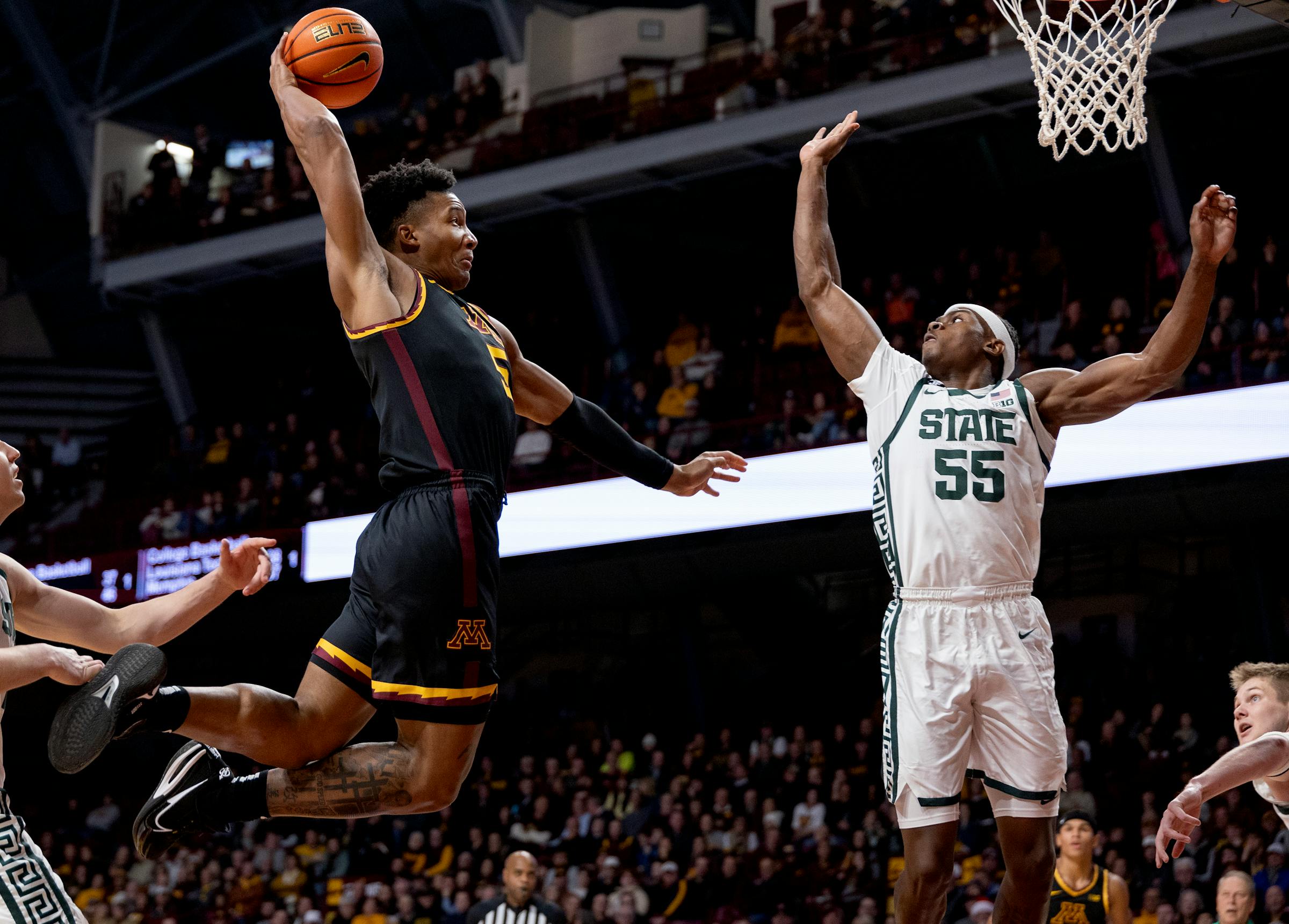 Gophers men’s basketball team falls to Michigan State in first Big Ten matchup