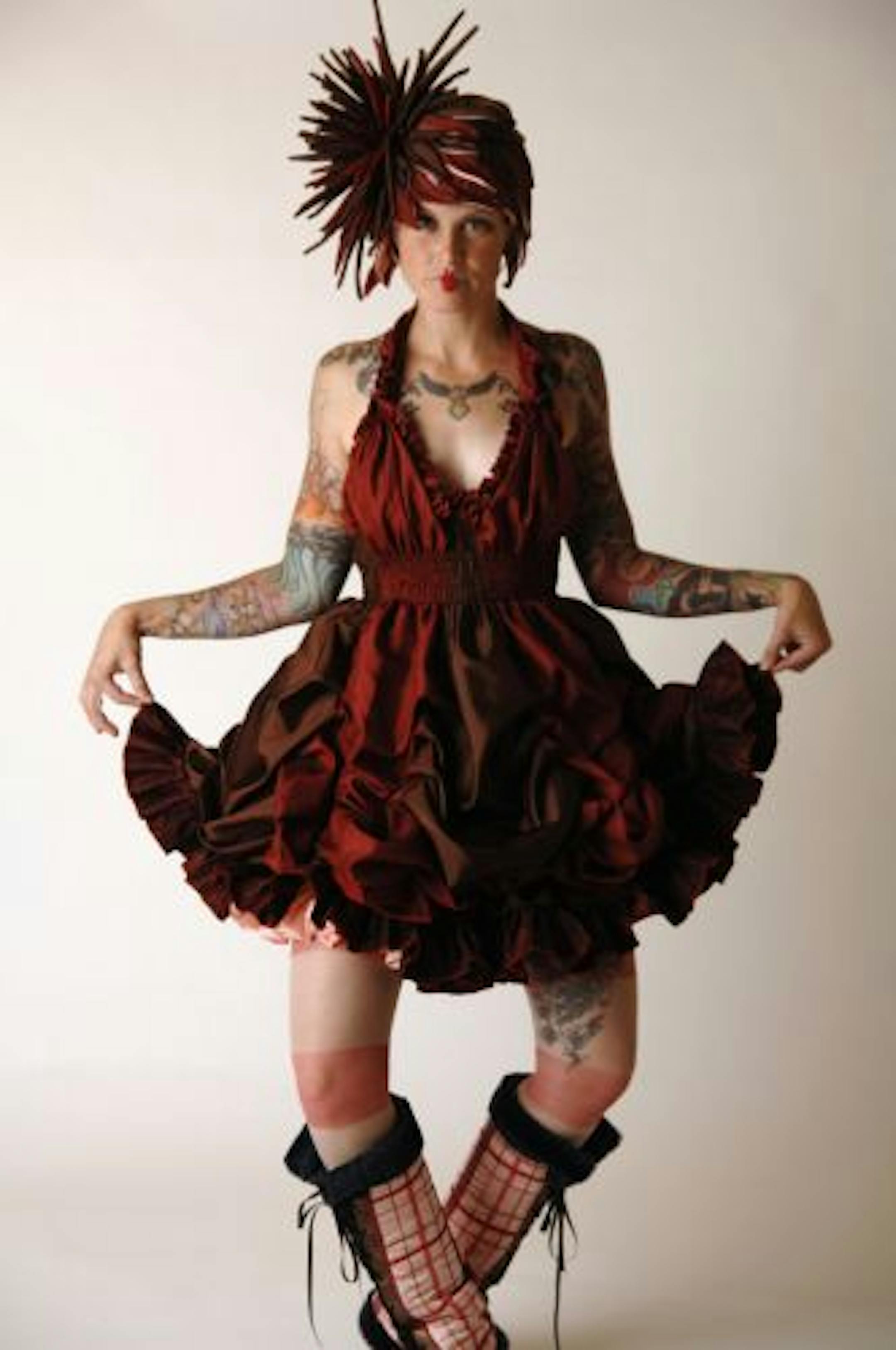 Curster�s Dollmighty Fashion Show, Minneapolis artist Erin Currie