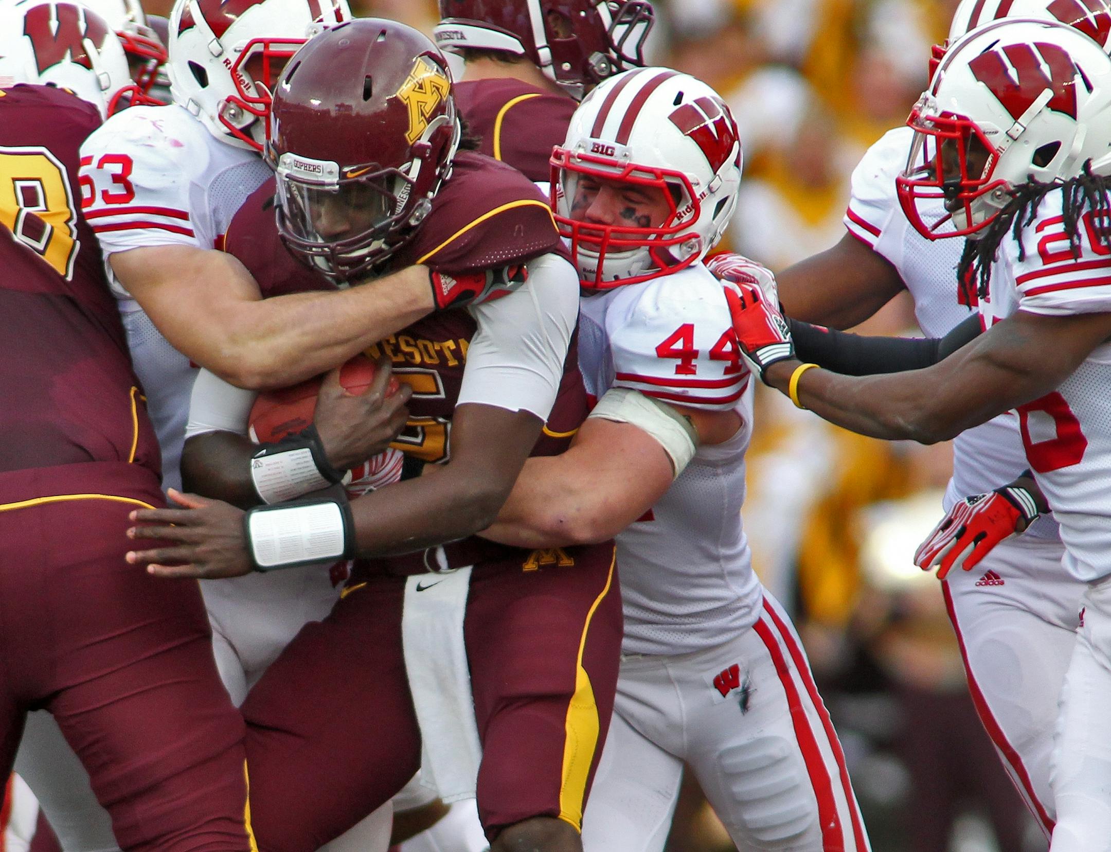 UM Gophers football vs. Wisconsin Badgers. It was a long afternoon for Minnesota quarterback MarQueis Gray as the Badger defense held him for no gain.
