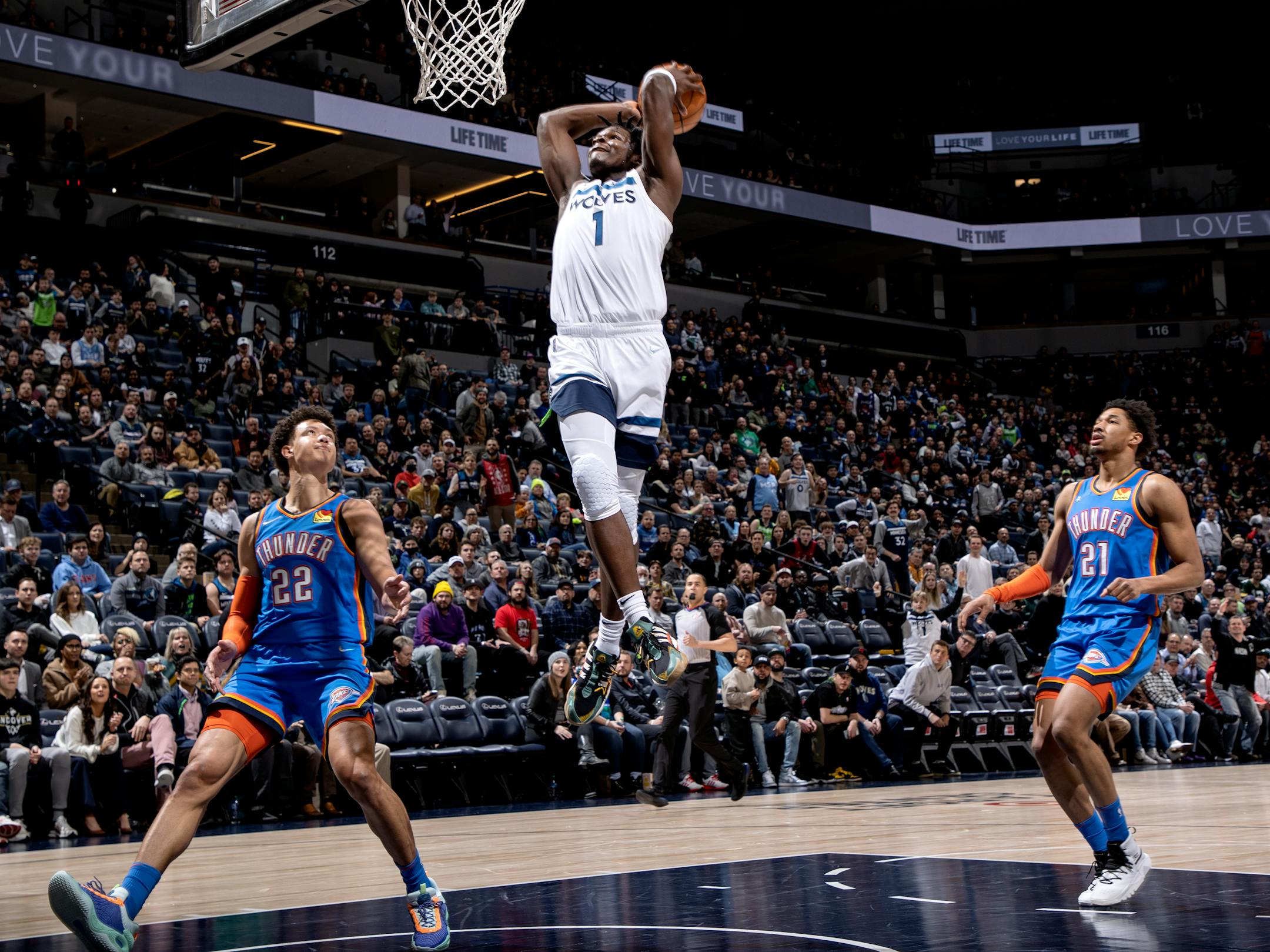 Anthony Edwards (1) of the Minnesota Timberwolves dunks the ball in the first quarter.