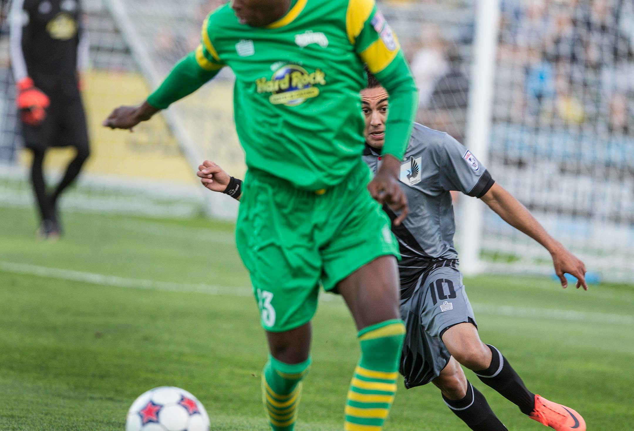 United's Miguel Ibarra (10) chases the ball as Minnesota United FC faces the Tampa Bay Rowdies at the National Sports Center Stadium in Blaine.