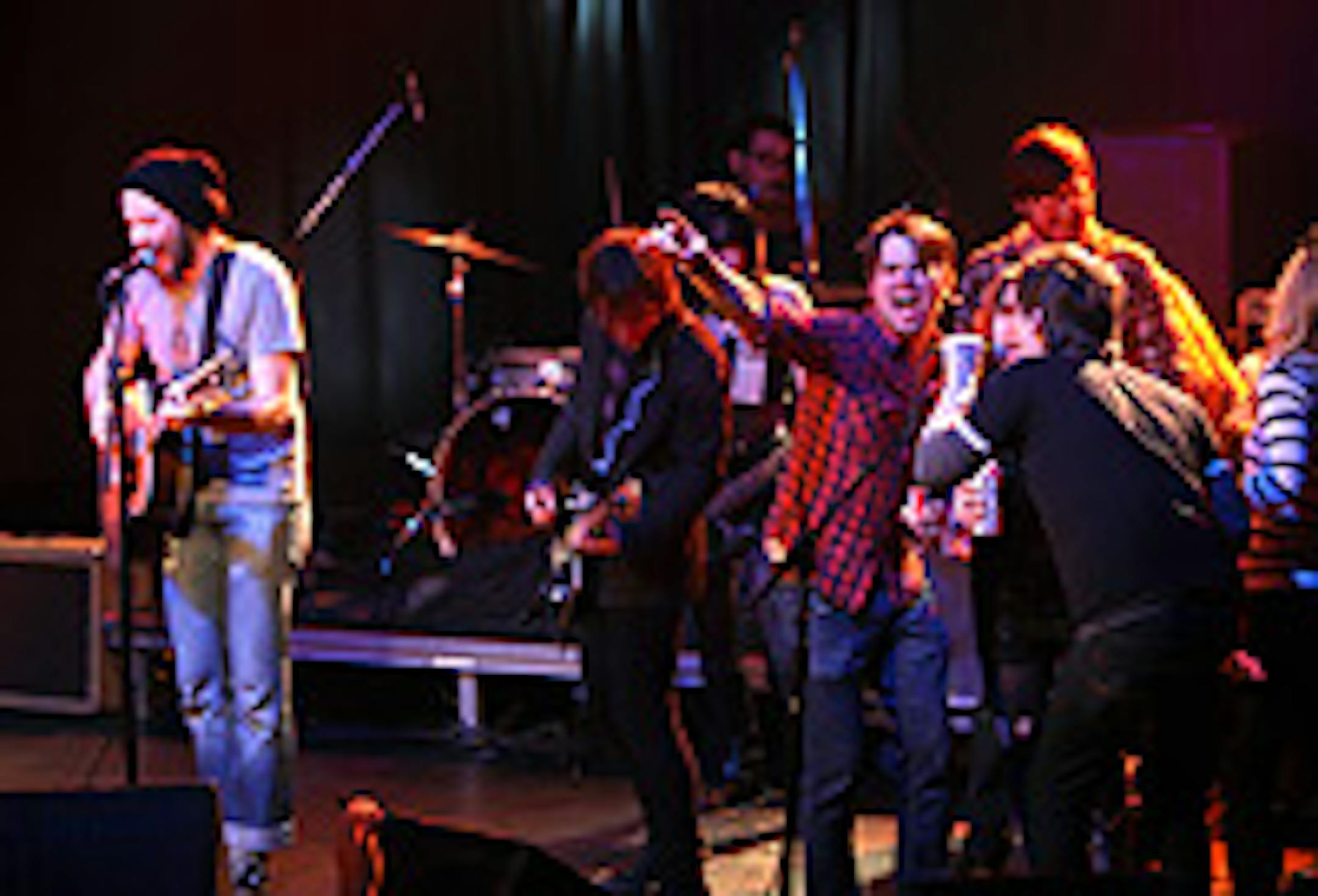 David Campbell led a "Waitress in the Sky" singalong.