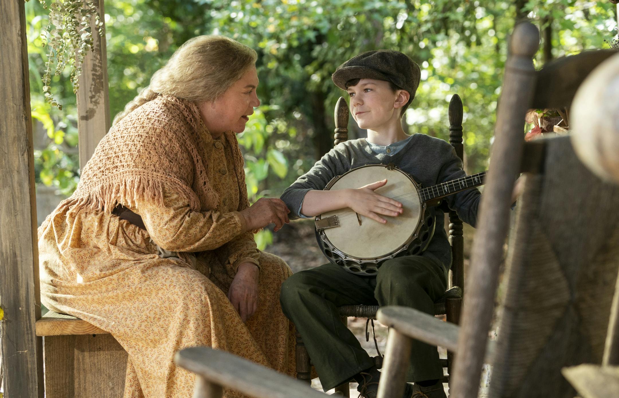 Kathleen Turner and Tyler Crumley in "These Old Bones," an illustrated story from "Dolly Parton's Heartstrings."