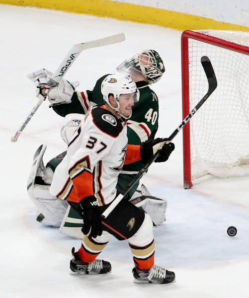 Following a tie in overtime, Minnesota Wild goalie Devan Dubnyk (40) couldn't stop an 11th round shoot out goal by Anaheim's Nick Ritchie (37), giving