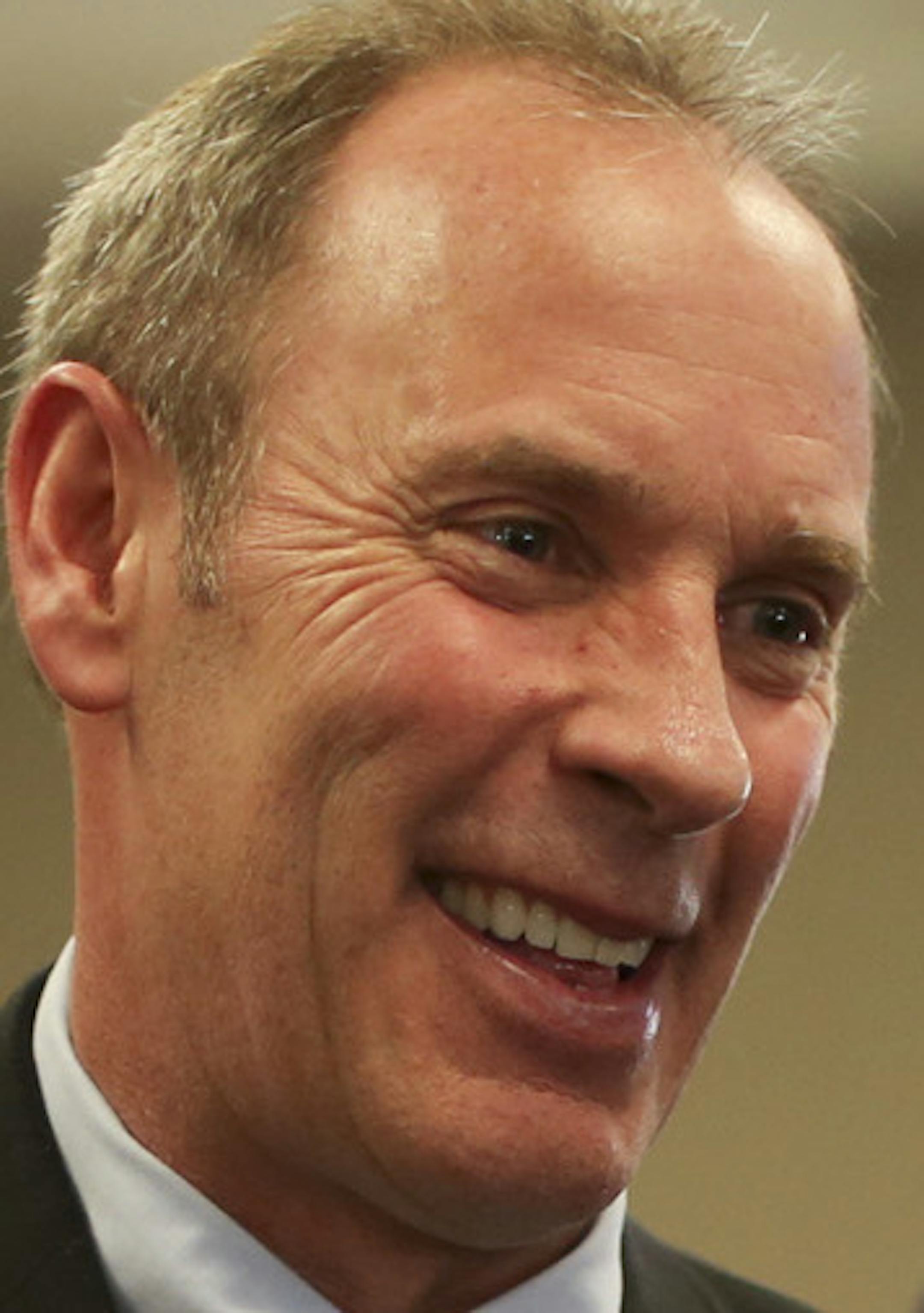 Brian Ryks and his wife, Tracy, with MAC Commissioner Dixie Hoard, left, listened while visiting with MAC Commissioner Lisa Peilen at the reception in his honor Sunday afternoon. ] JEFF WHEELER ï jeff.wheeler@startribune.com Brian Ryks, the new CEO of the Metropolitan Airports Commission was the featured guest at an open house at MAC headquarters in Minneapolis Sunday afternoon, March 20, 2016. Ryks, a native Minnesotan, will take over as MAC chief in May. He is currently the Executive Dire