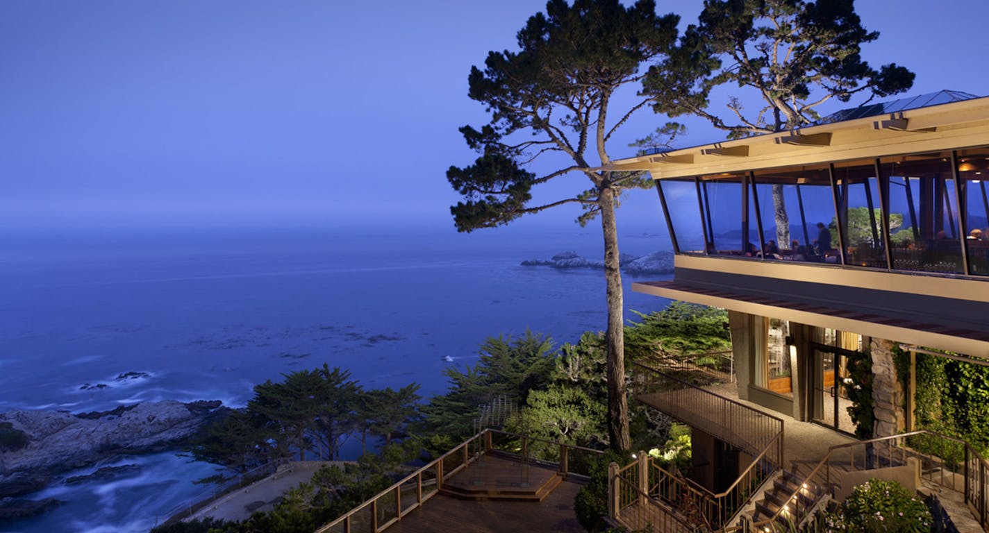 The Carmel Highlands Inn offers great ocean views. (Photo courtesy Hyatt/TNS) ORG XMIT: 1175830