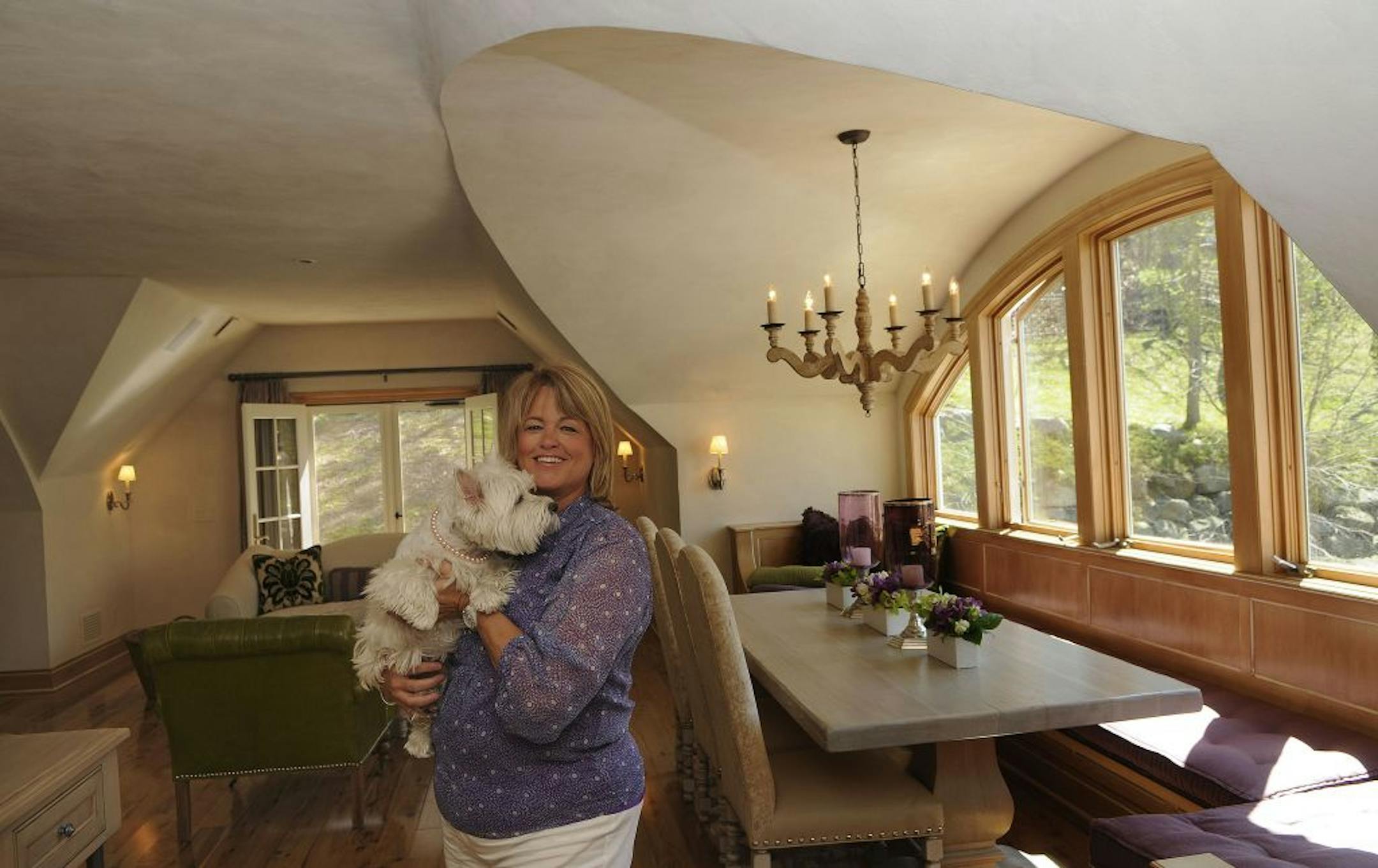 Julie Daughtery discovered she was sensitive to many of materials in her home. Instead of just remodeling, she asked architect Andrea Swan to design a clean room for her over the garage.