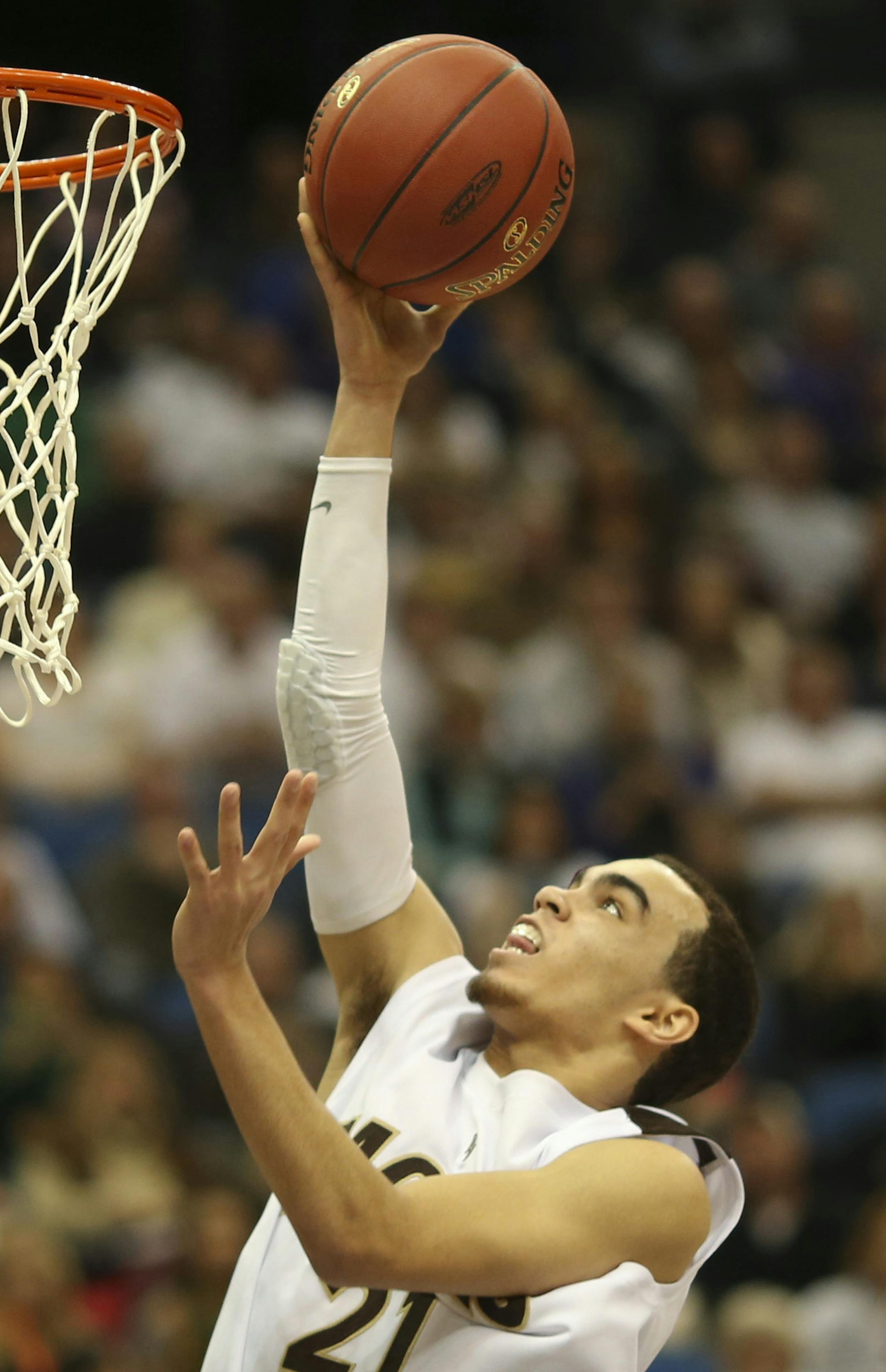 Apple Valley beat Eden Prairie 62-55 in their Class 4A Boys' Basketball State Tournament semifinal game Thursday night, March 21, 2013 at Target Center in Minneapolis. Tyus Jones of Apple Valley with a second half layup. He led all scorers with 23 points in the Eagles' win. ] JEFF WHEELER ‚Ä¢ jeff.wheeler@startribune.com ORG XMIT: MIN1303212032590200 ORG XMIT: MIN1304161958410949