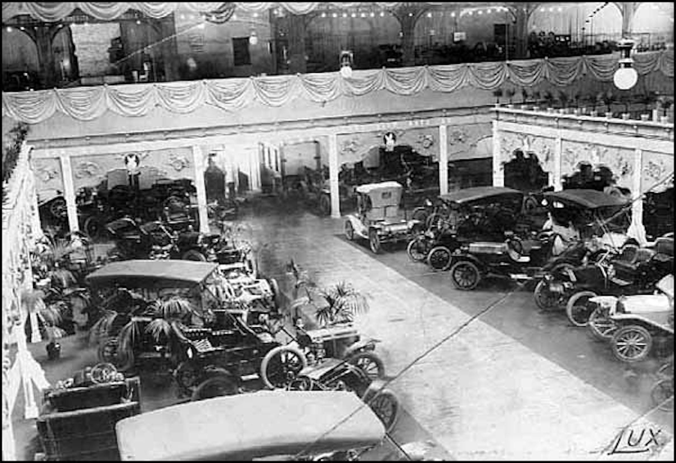 1909 auto show, Minneapolis Armory, Kenwood Parkway