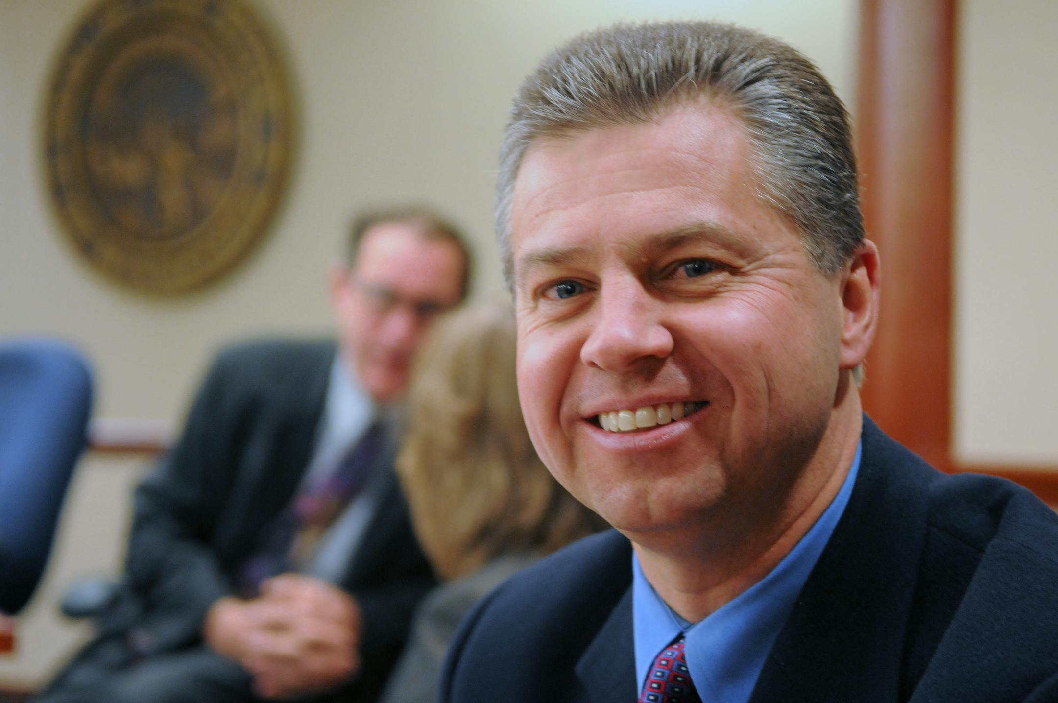 Longtime Scott County Administrator Dave Unmacht is leaving after 11 years of public service to take a private-sector job.