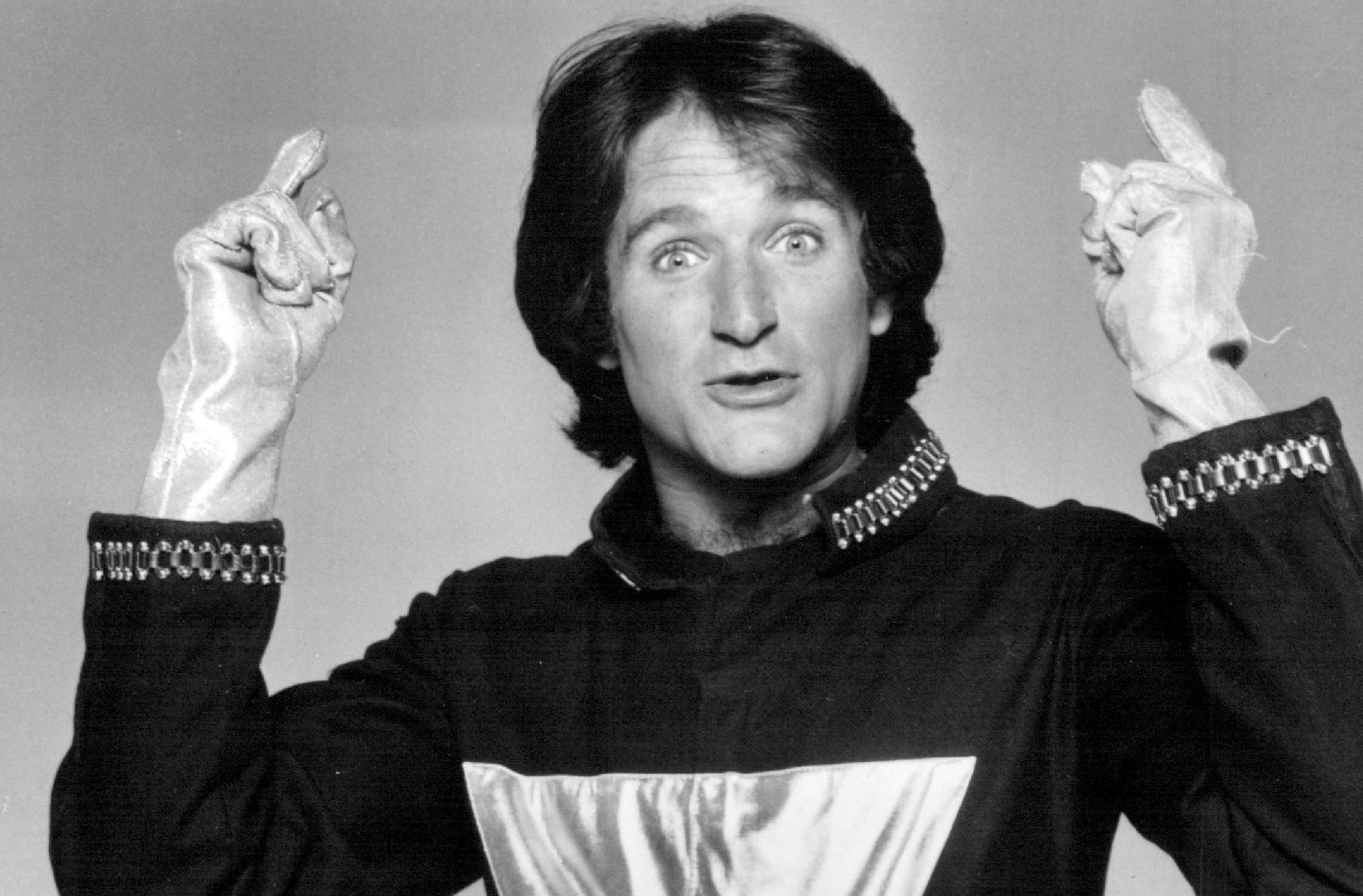August 1, 1978 "Zap!" When you're a spaceman from the planet Ork, there are certain powers you can call upon. Robin Williams stars as extraterrestrial spaceman Mork in the ABC Television Network's new comedy series "Mork & Mindy," which premieres this fall and will air Mondays (8:00-8:30 p.m., EDT). This delightful comedy is about a spaceman who meets a young and lovely earthling named Mindy while on a mission to Earth. ABC ORG XMIT: MIN2014081210264217