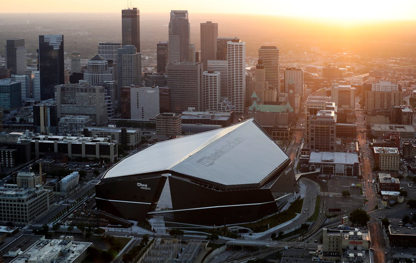 U.S. Bank Stadium - Exterior and construction images. ] US Bank Stadium - Vikings brian.peterson@startribune.com Minneapolis, MN - 06/30/2016