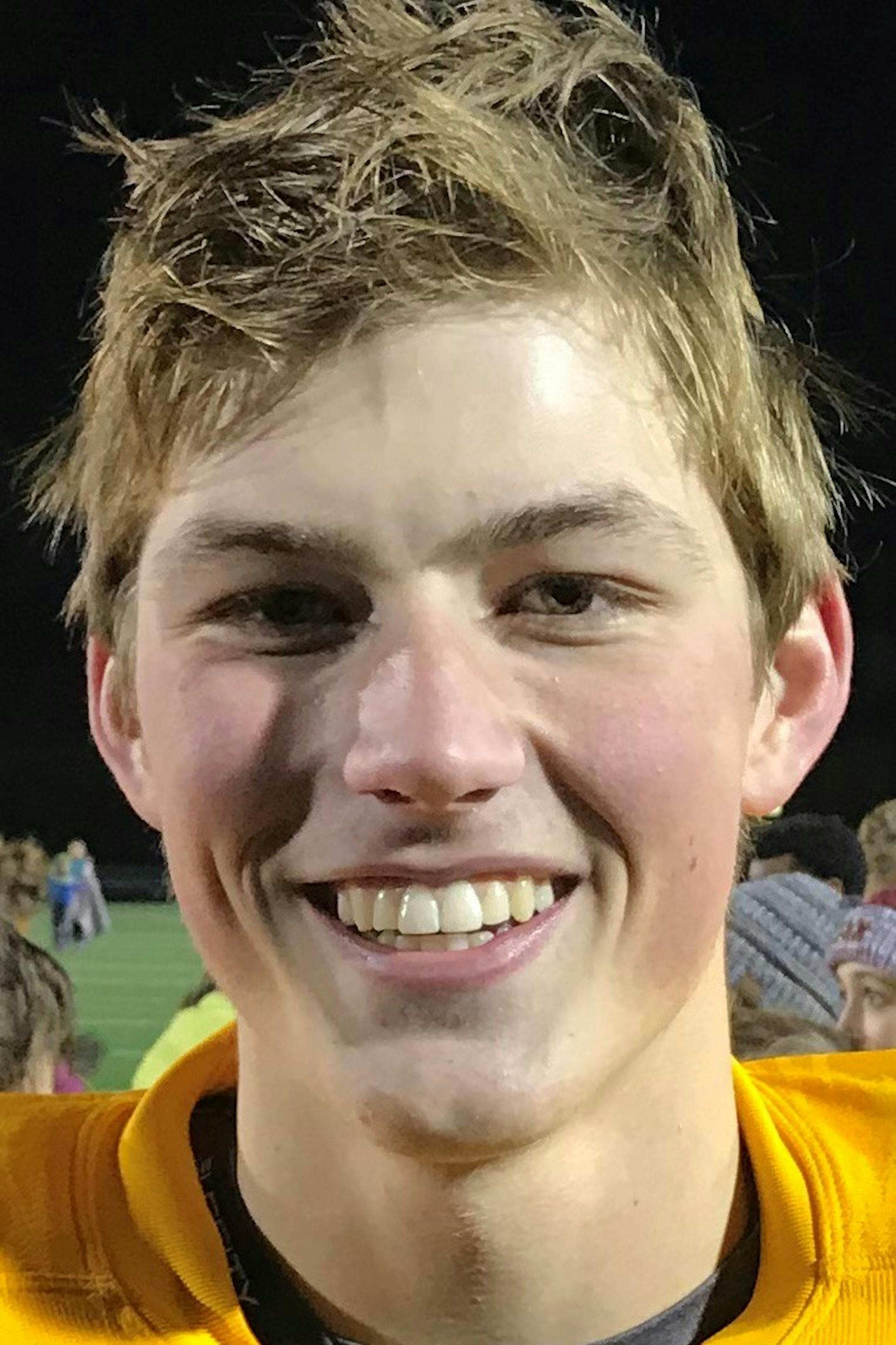 Jordan senior quarterback Jonathan Draheim