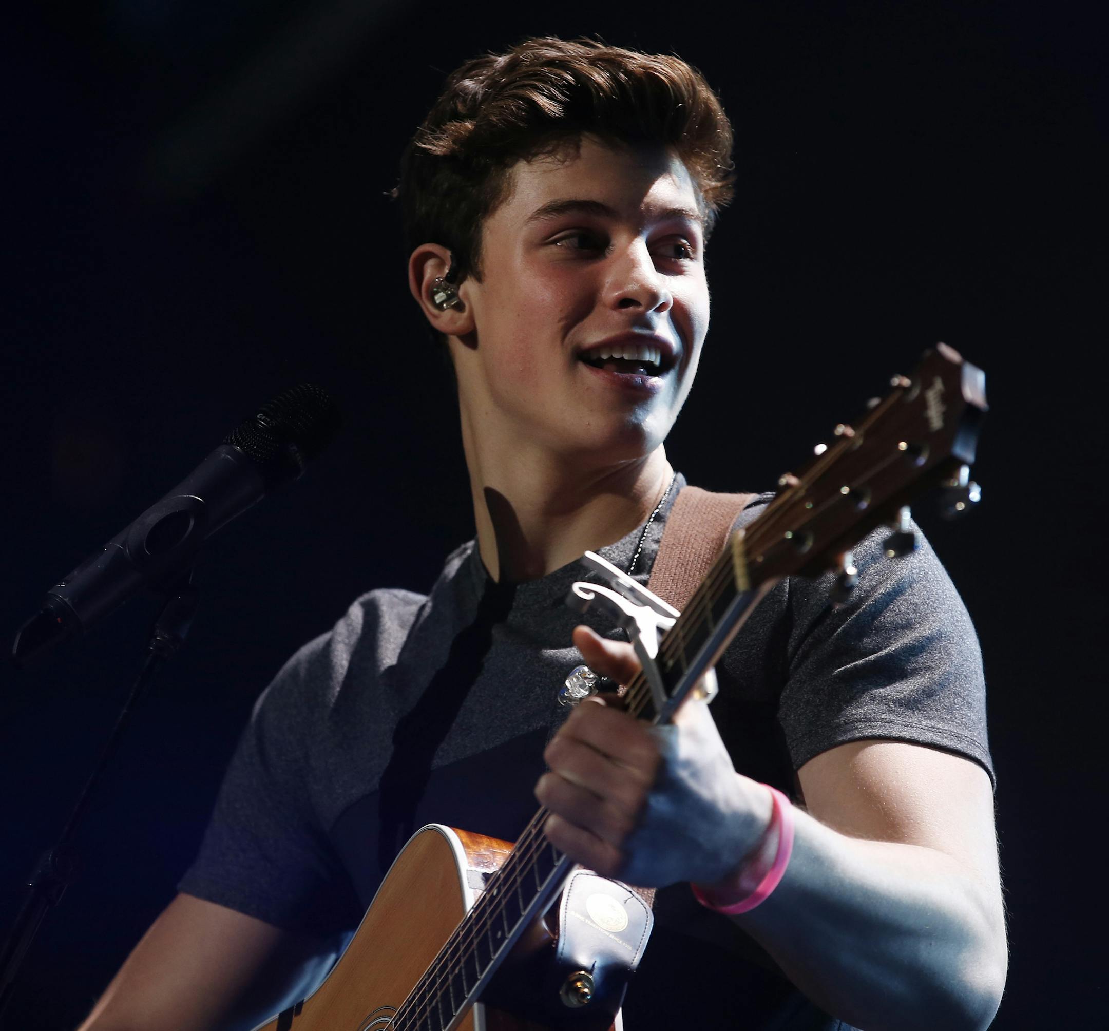 Shawn Mendes performed at the KDWB Jingle Ball at the Xcel Energy Center in St. Paul on Monday night. ] CARLOS GONZALEZ ï cgonzalez@startribune.com - December 7, 2015, St. Paul, MN, Xcel Energy Center, 101.3 KDWB's annual Jingle Ball