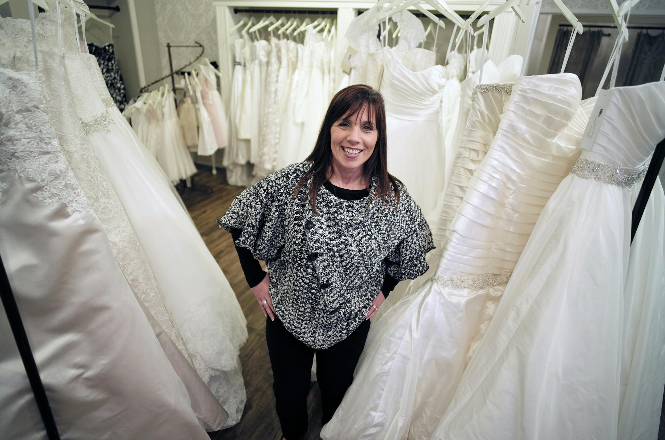 At Paula Coulter's Effie's Bridal Trunk store in Burnsville, the owner who was one of the worst injured in the 35W collapse has found a new, exciting venture which is also a family affair.]rtsong-taatarii@startribune.com