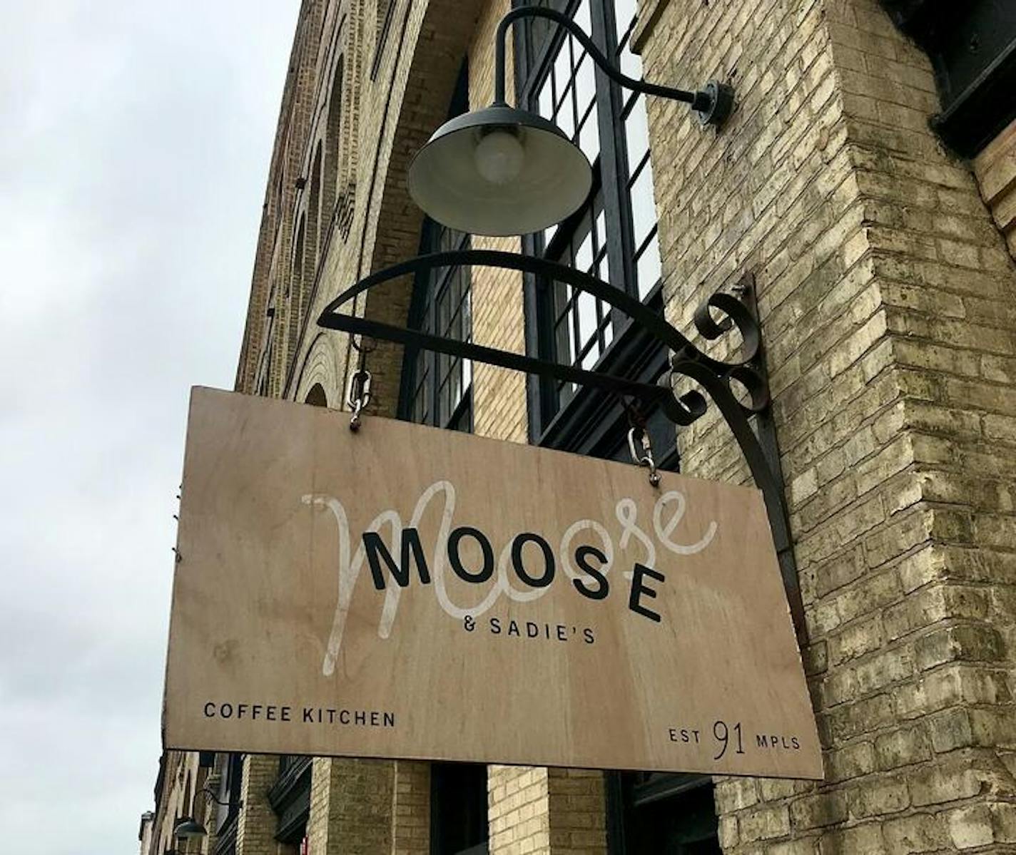 Moose & Sadie's in the North Loop