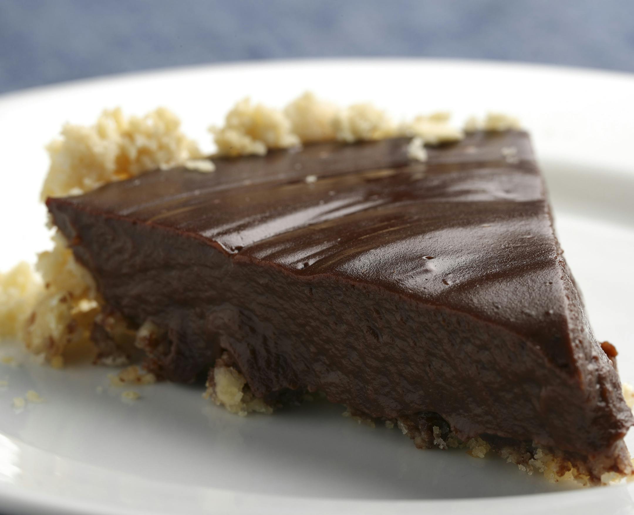 Chocolate cream pie with a saltine cracker crust. Great pie crusts are easier to make than you might think. ] JEFF WHEELER ï jeff.wheeler@startribune.com Three easy pie crusts to make for summer pies, made by Kim Ode and photographed in the studio Thursday afternoon, June 9, 2016.