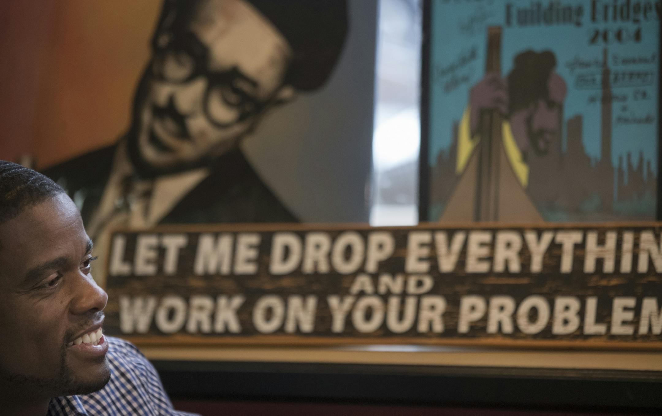 St. Paul mayoral candidate Melvin Carter made a brief campaign stop at the Golden Thyme Cafe Tuesday morning November 7,2017 in St. Paul, MN.